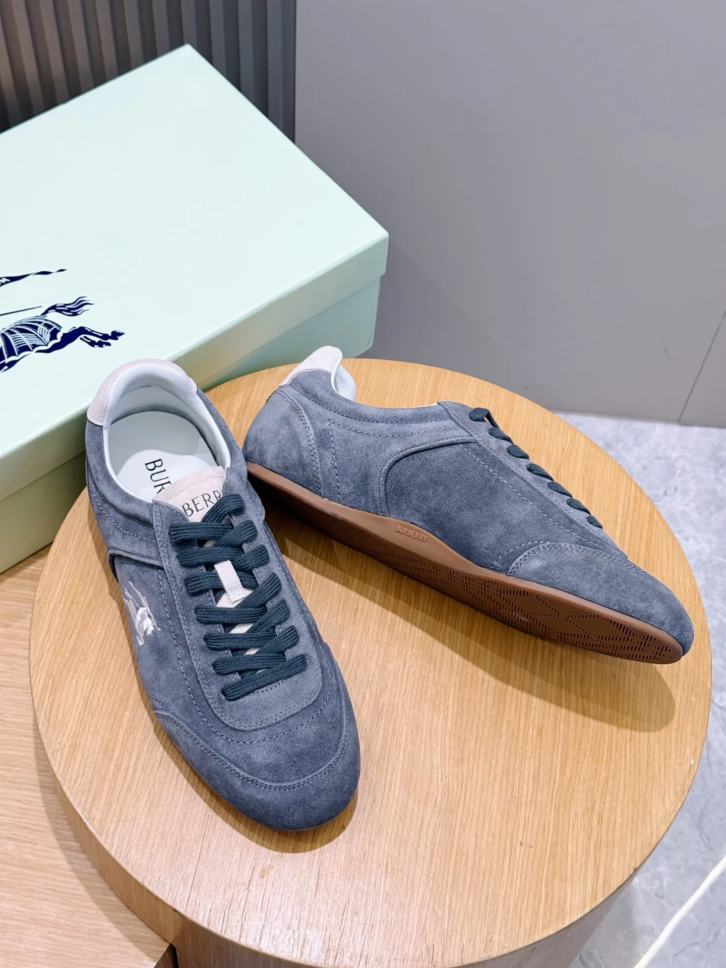 Men's Sneakers BURBERRY 18101451
