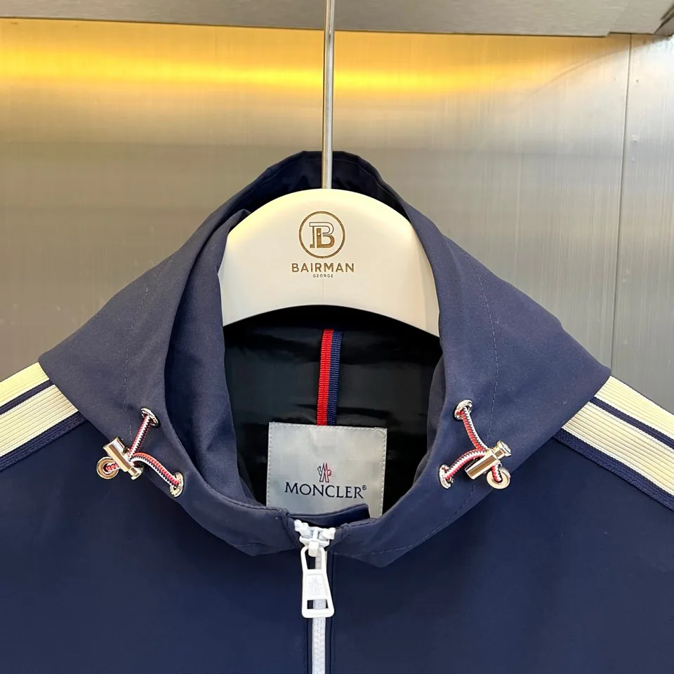 Men's Jackets And Down Jackets MONCLER 18416773