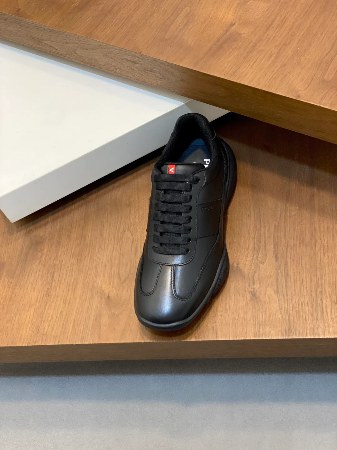 Men's Sneakers PRADA 18055216