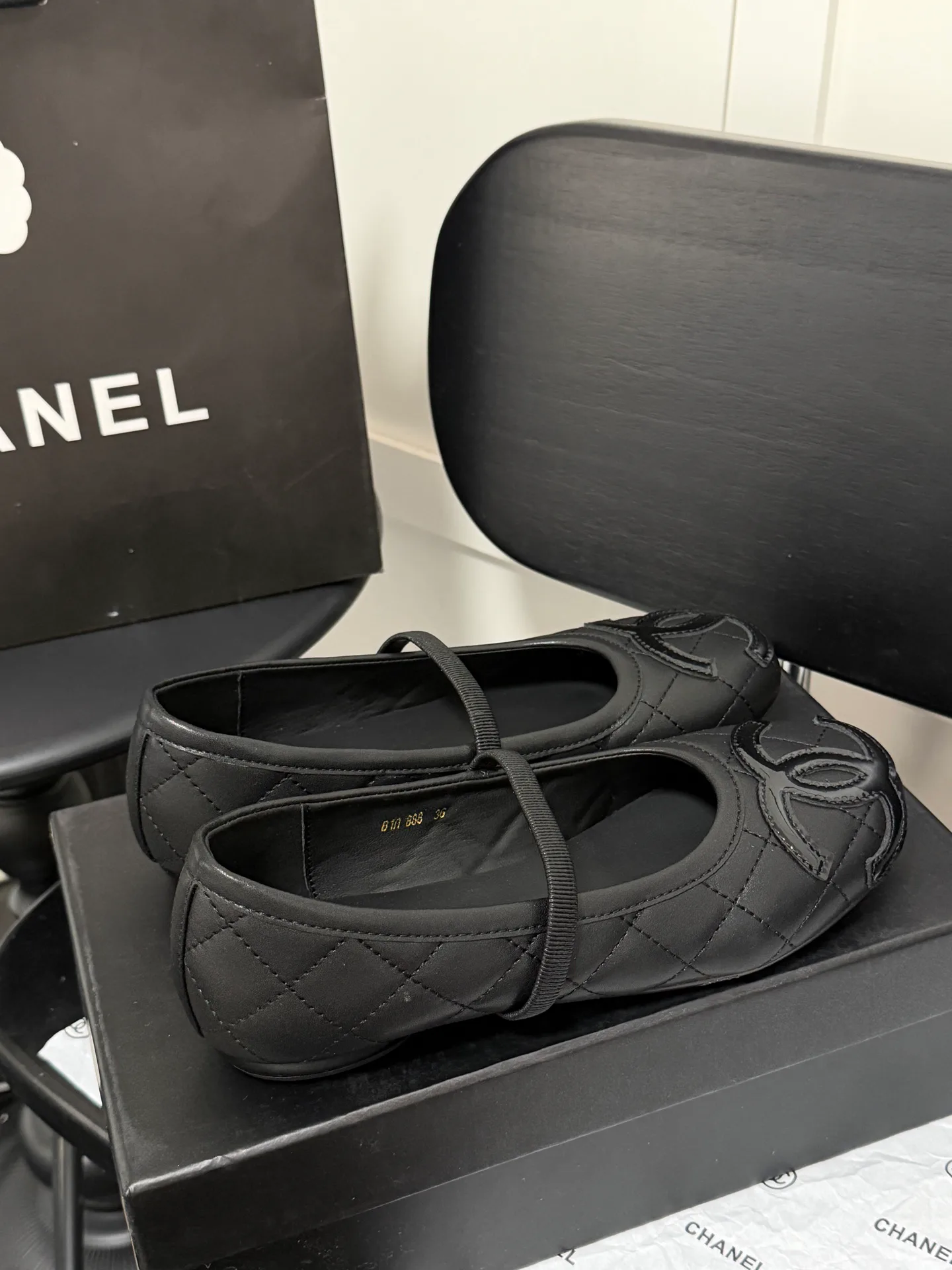 Women's Ballet Flats CHANEL 18362245