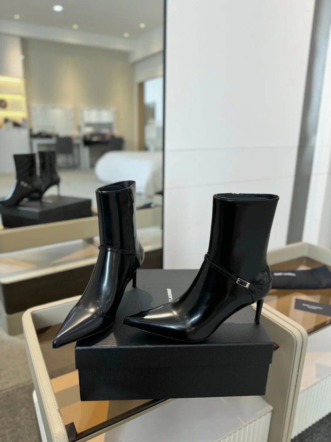 Women's Booties SAINT LAURENT 18247892