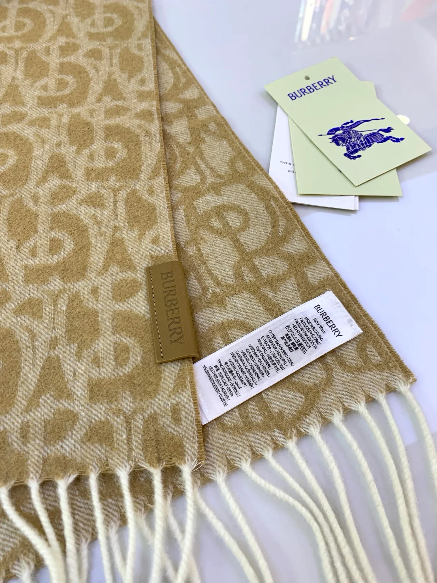 Scarves BURBERRY 18039981