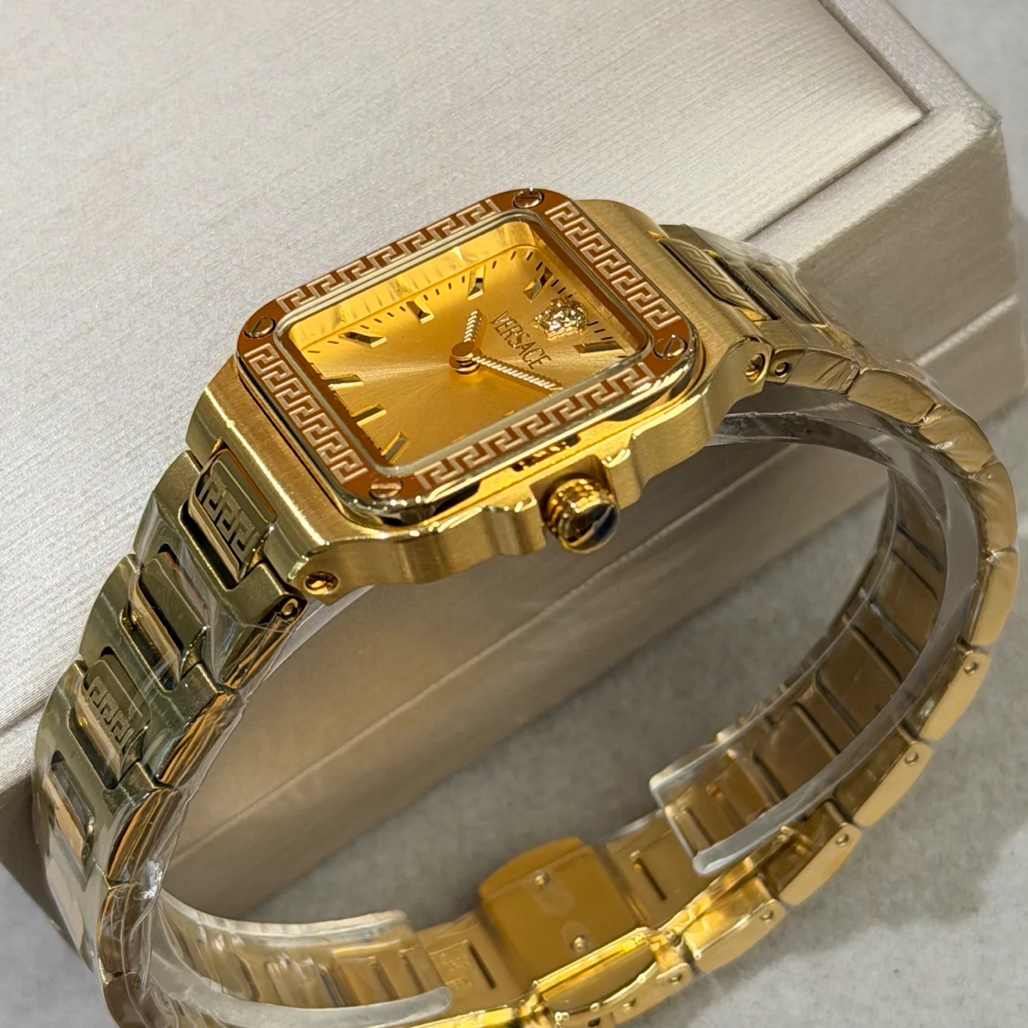 Women's Watches VERSACE 17813609