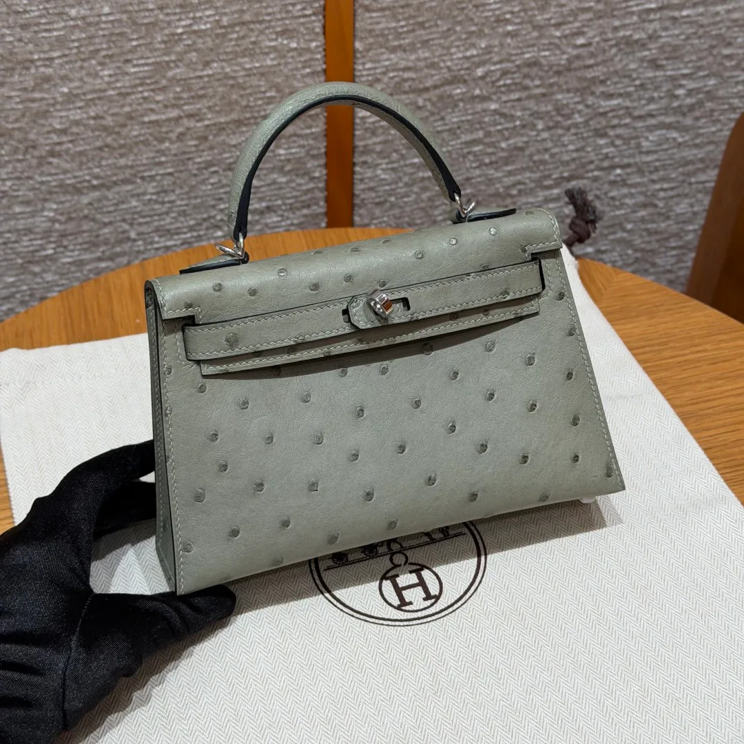 Women's Classic Handbags HERMES 18125667