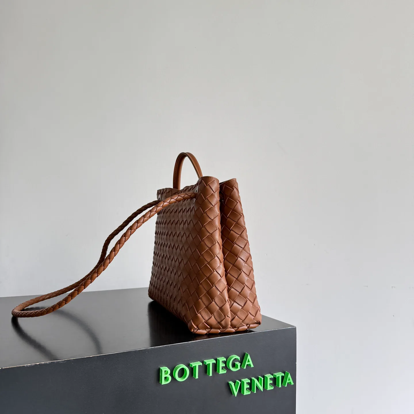 Women's Classic Handbags BOTTEGA VENETA 18367473