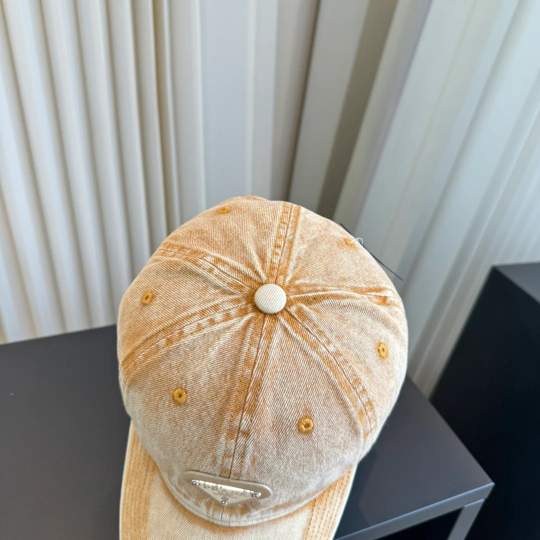 Hats PRADA 17515170