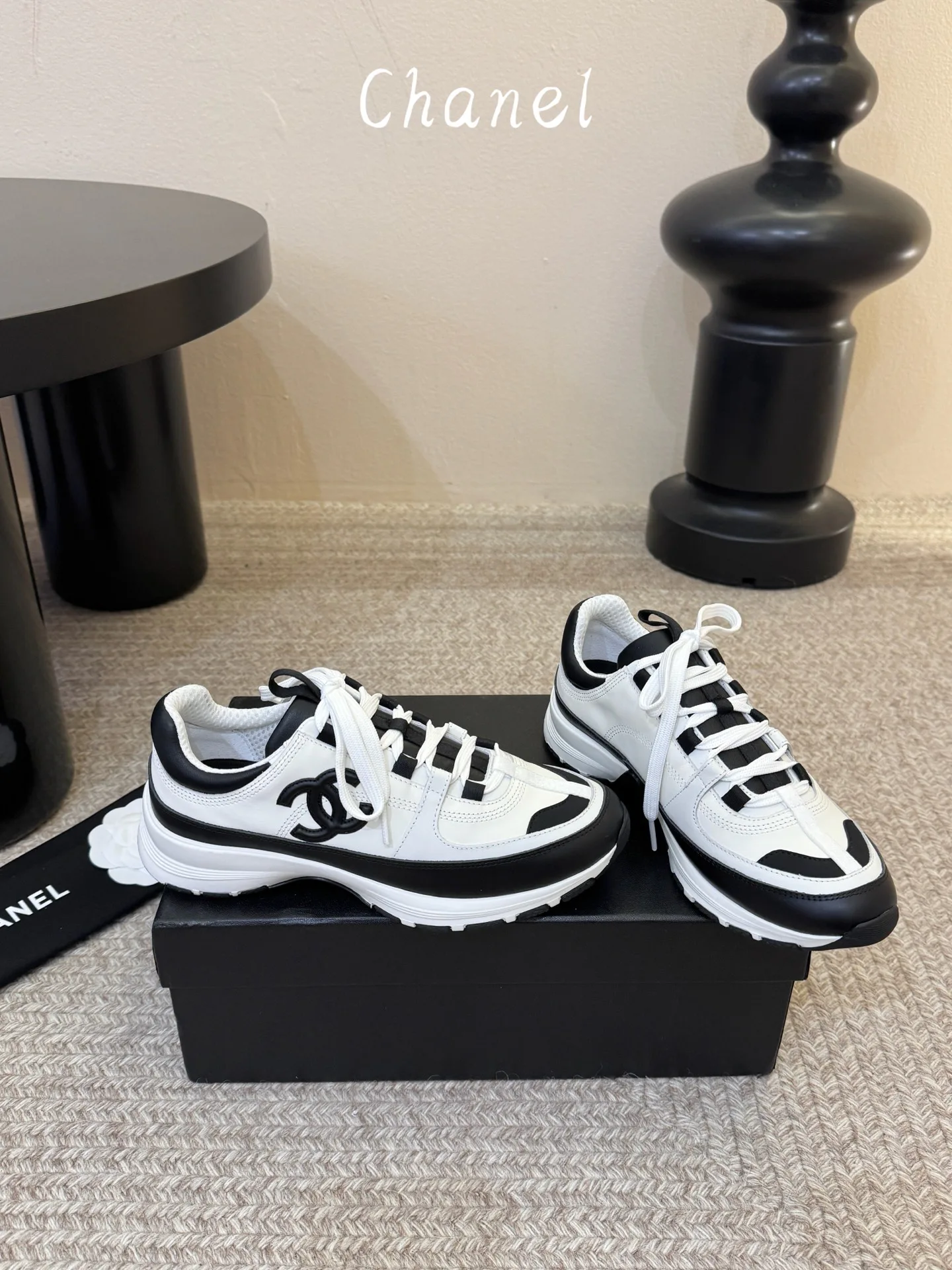 Women's Sneakers CHANEL 17978460