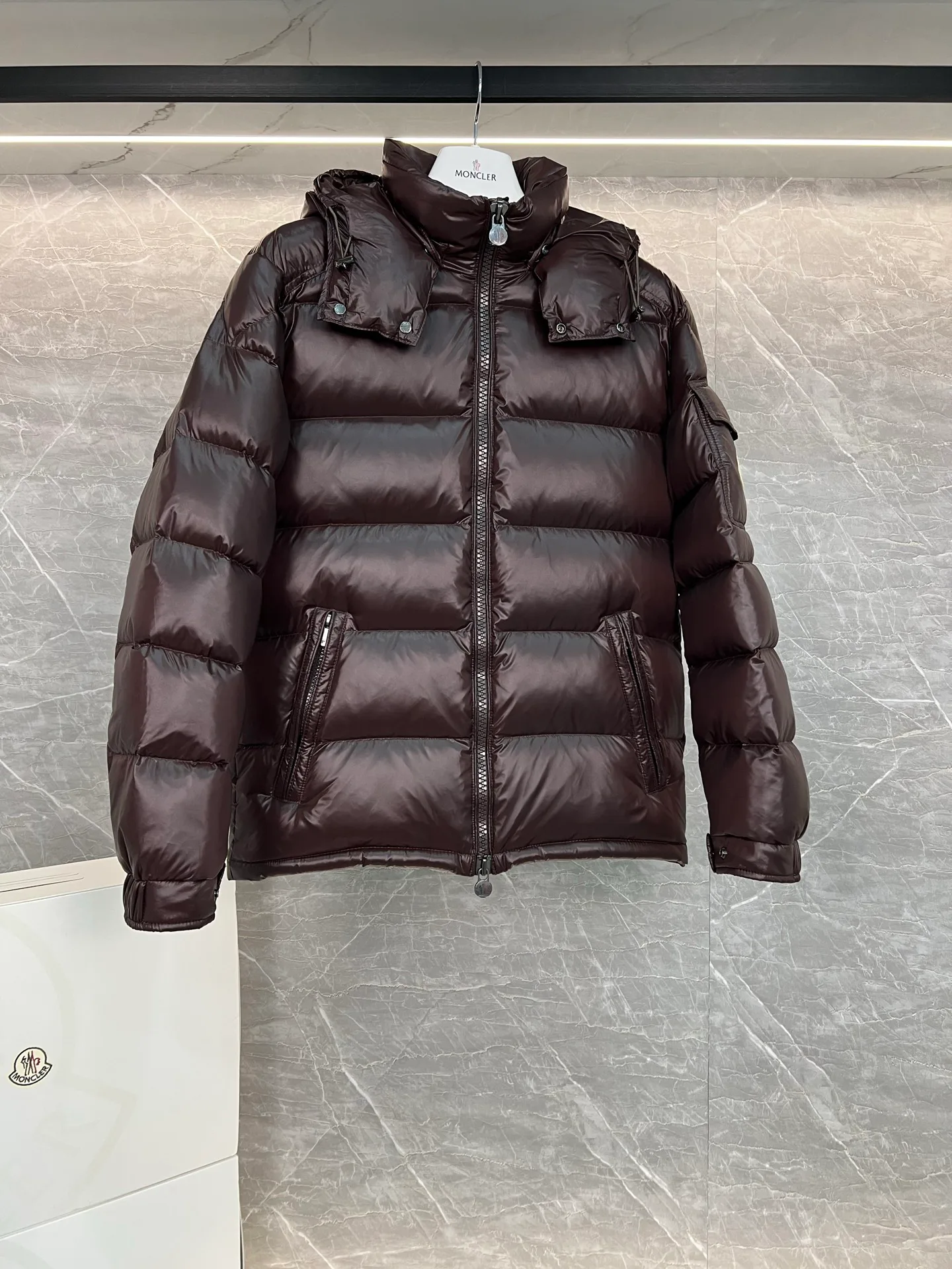Men's Jackets And Down Jackets MONCLER 18111318