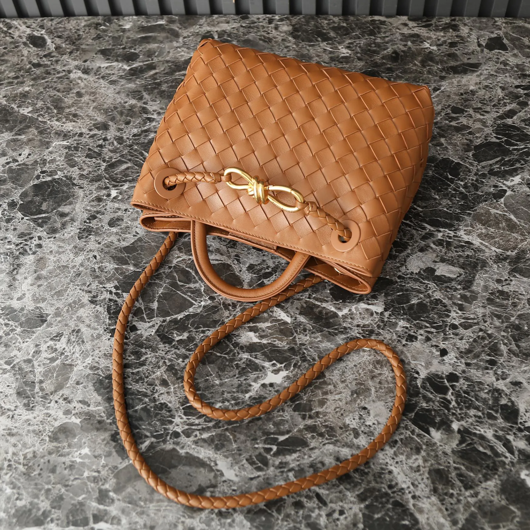 Women's Classic Handbags BOTTEGA VENETA 17844898