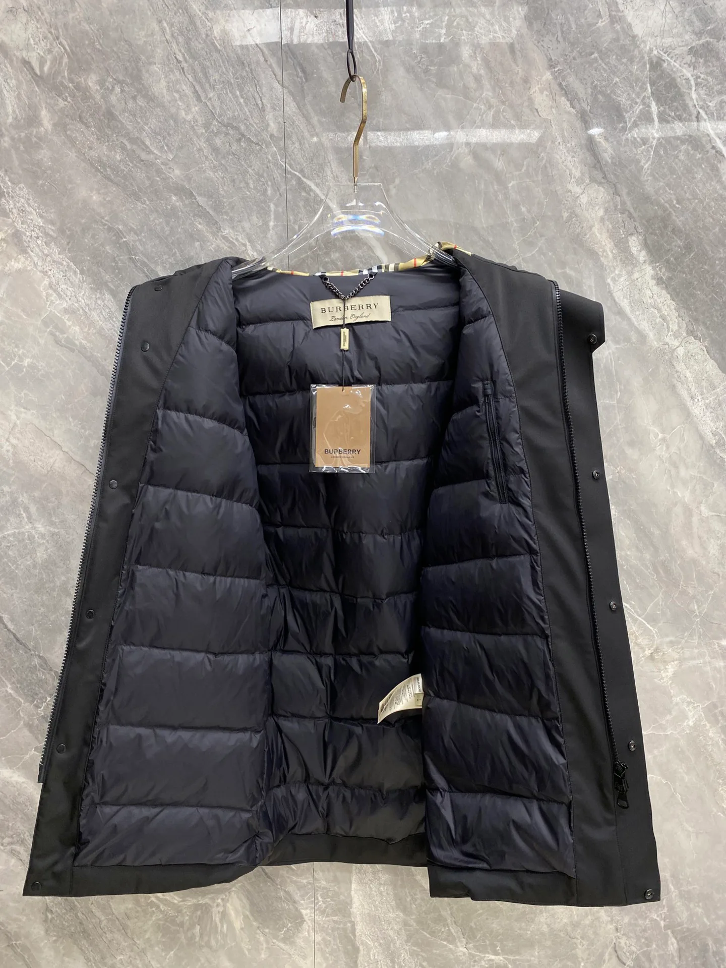 Men's Jackets And Down Jackets MONCLER 18348644