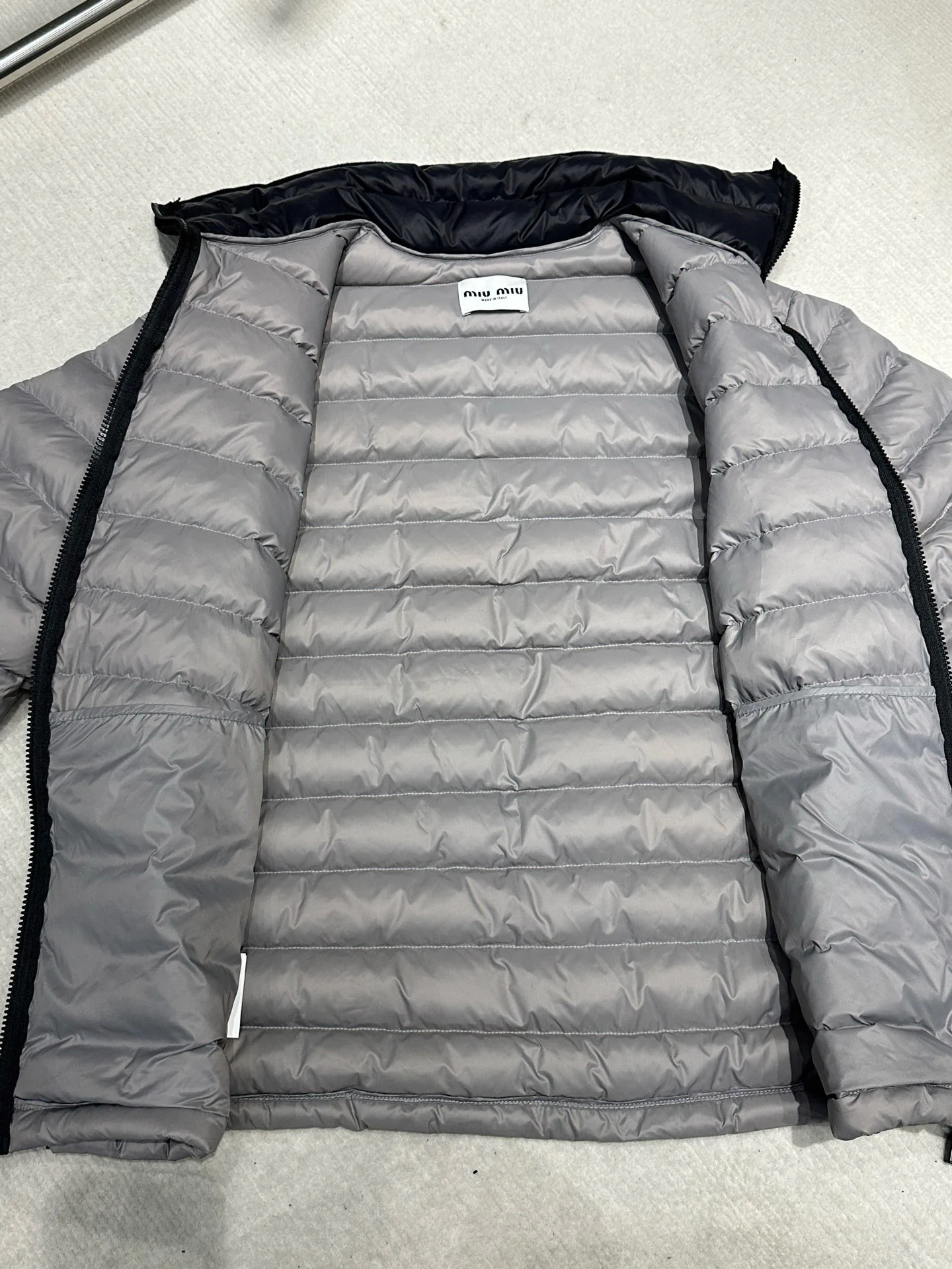 Women's Jackets And Down Jackets MIU MIU 18017032