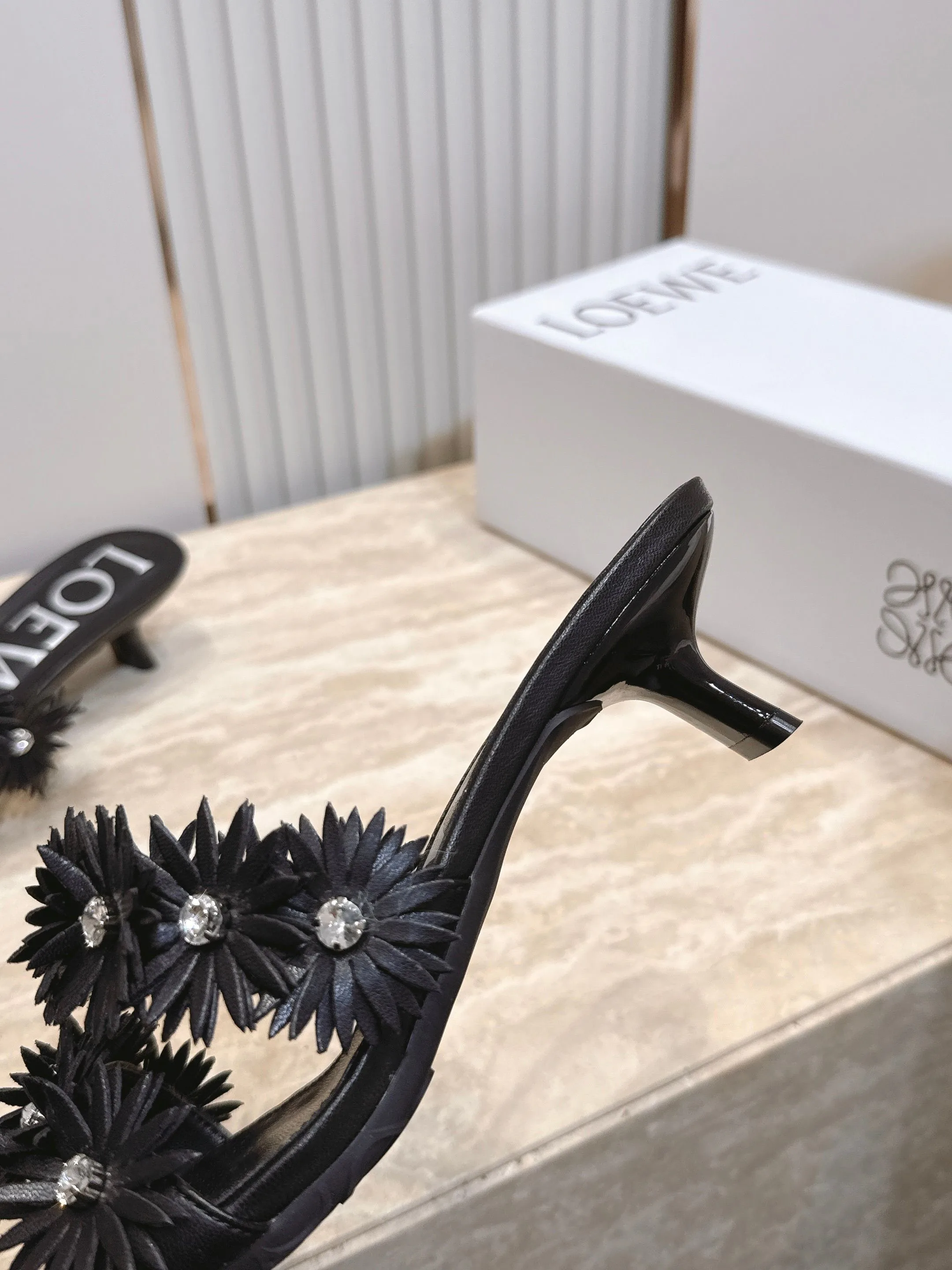Women's Open-Toe Sandals LOEWE 17543039