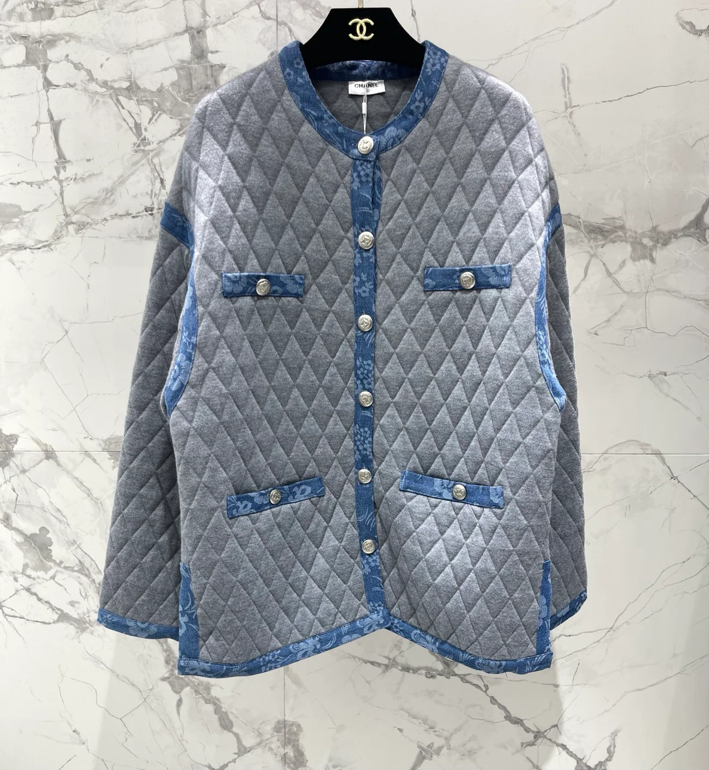 Women's Jumpers And Sweaters CHANEL 18407905