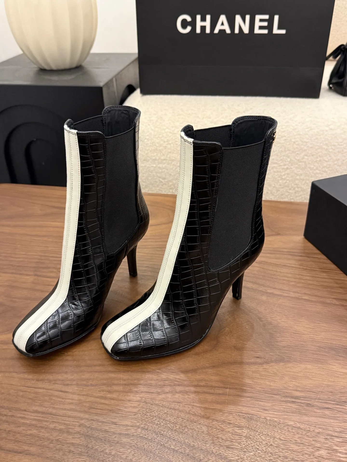 Women's Booties CHANEL 18275654