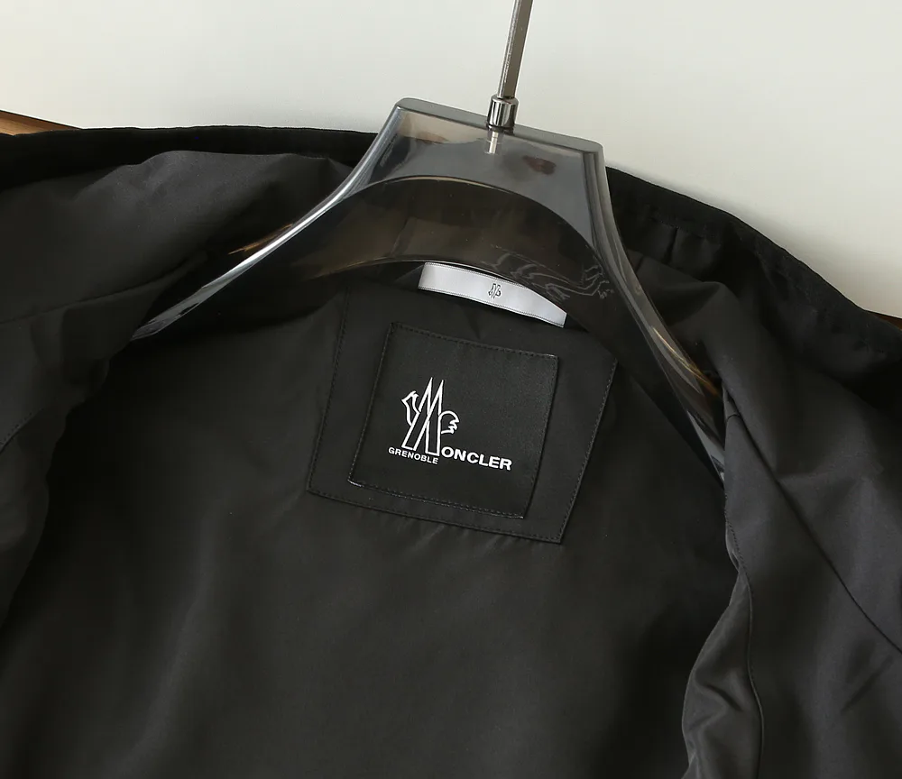 Men's Jackets And Down Jackets MONCLER 17410579