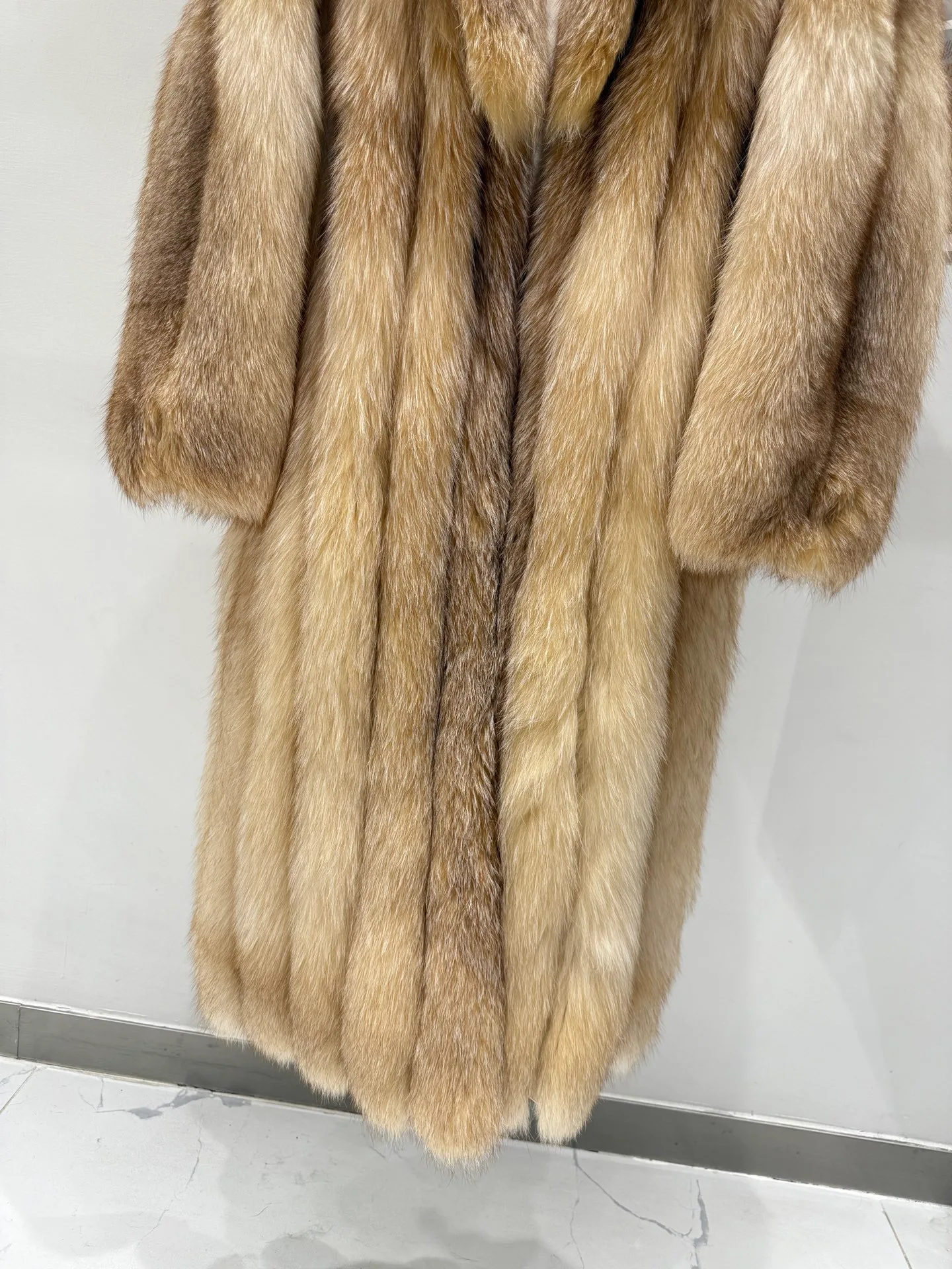 Women's Fur Coats FENDI 18343546