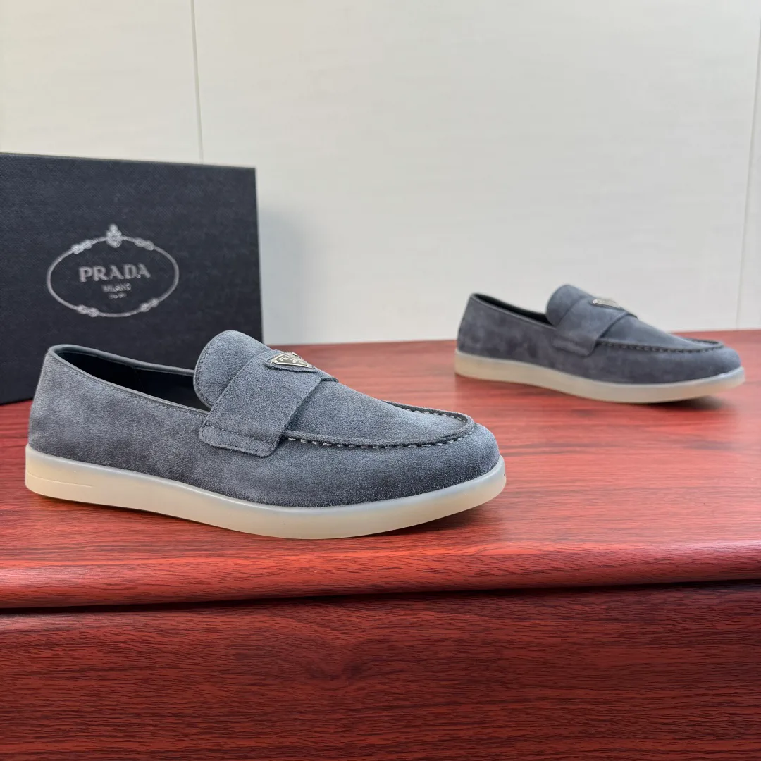 Men's Loafers And Dress Shoes PRADA 18100606