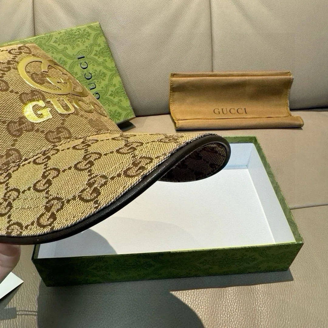 Hats GUCCI 17604840