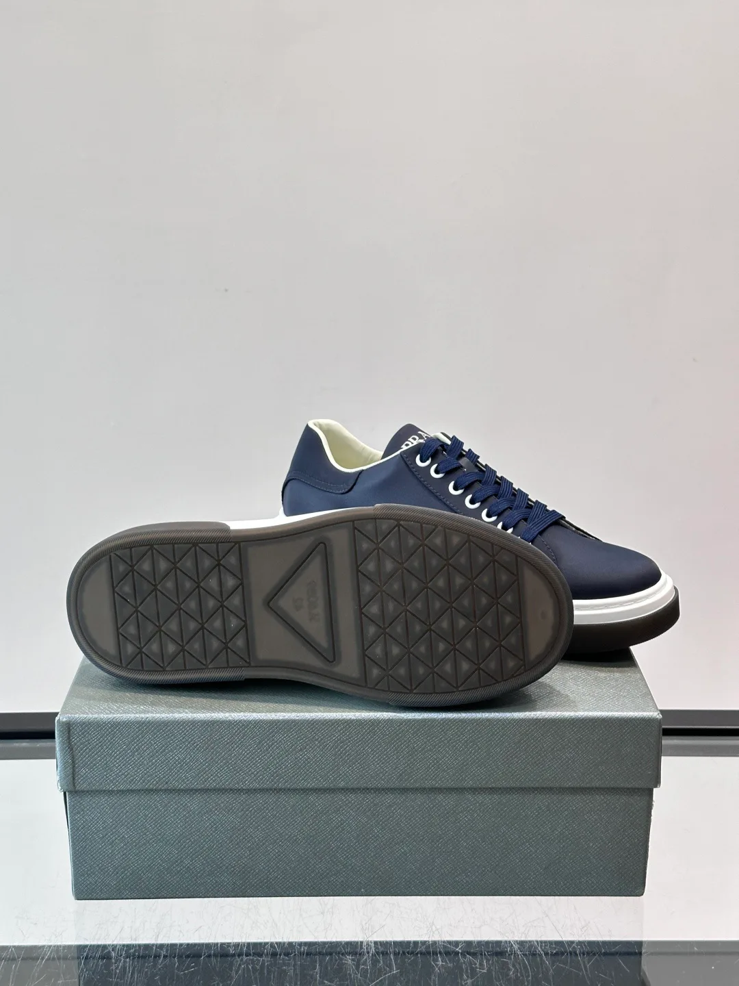 Men's Sneakers PRADA 17913729