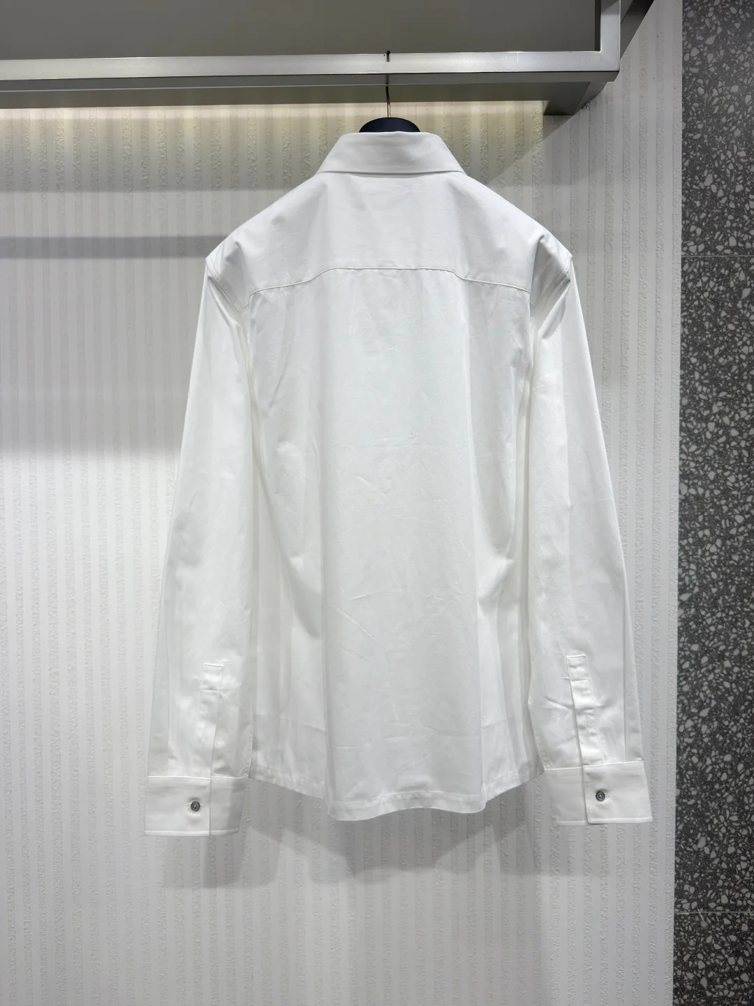 Men's Shirts LOUIS VUITTON 17967149