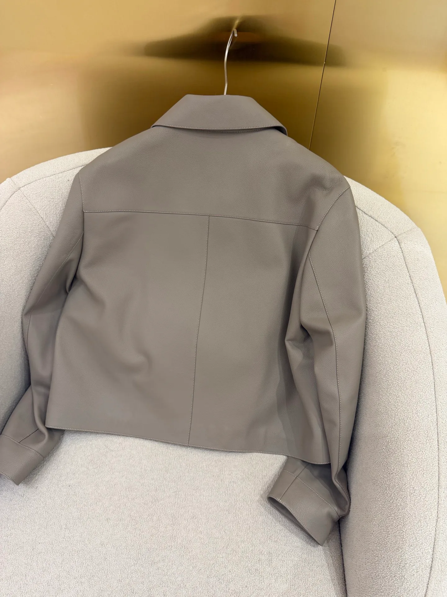 Women's Leather Jackets And Sheepskin Coats HERMES 17802390