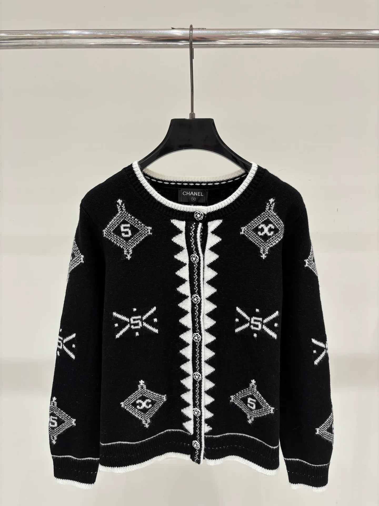 Women's Jumpers And Sweaters CHANEL 18138503