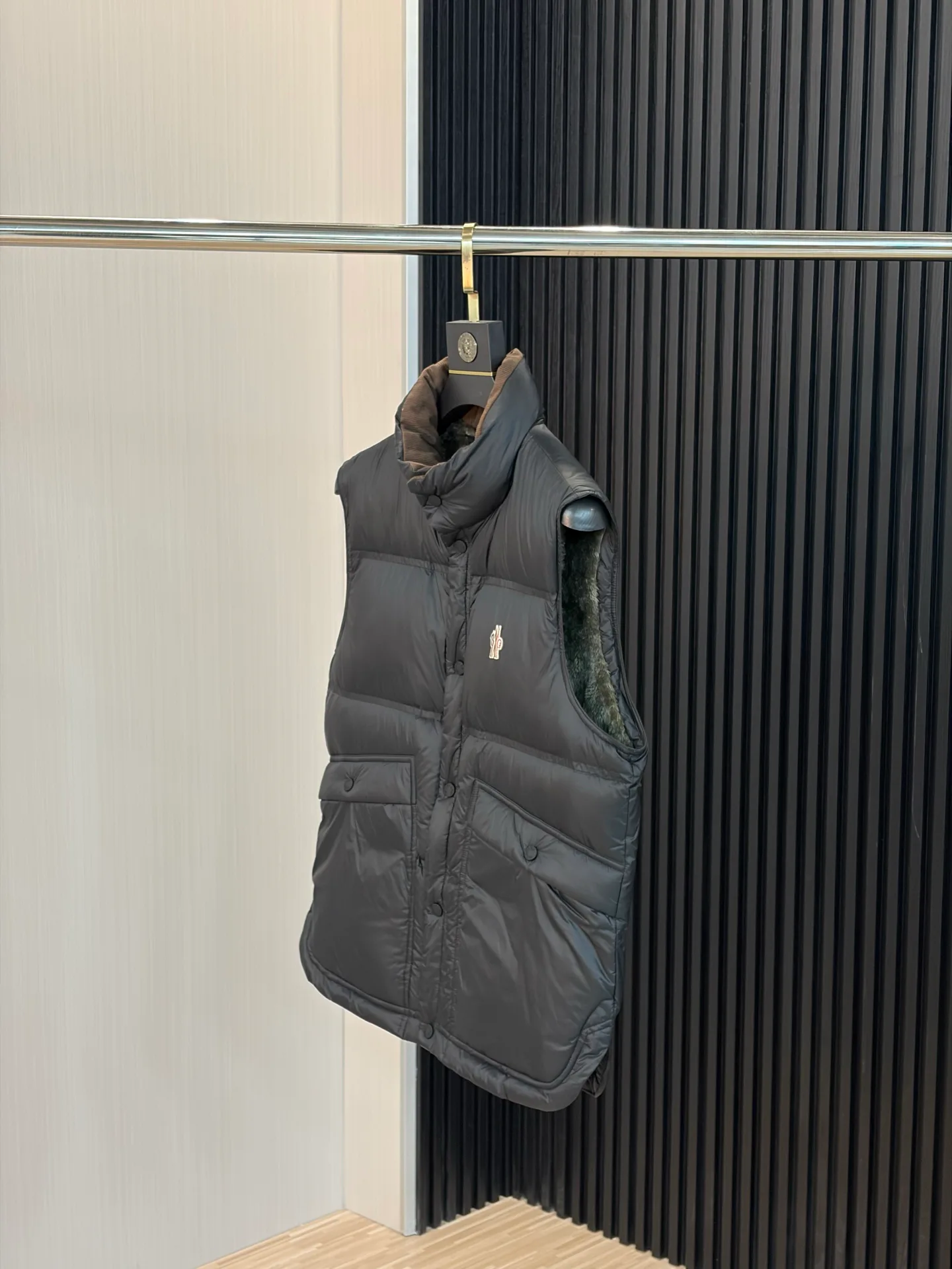 Women's Vests MONCLER 17868377