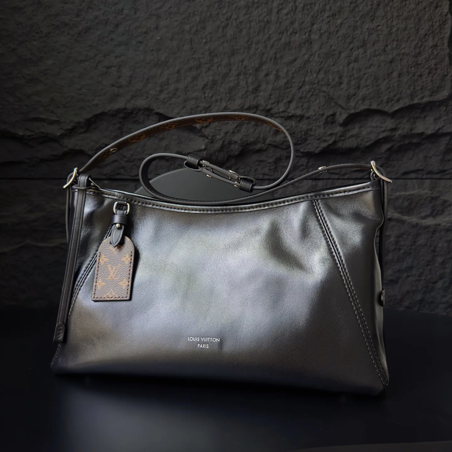 Women's Classic Handbags LOUIS VUITTON 17906947