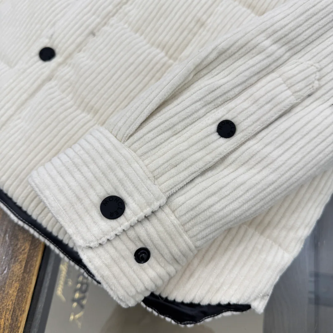 Men's Jackets And Down Jackets MONCLER 18001967