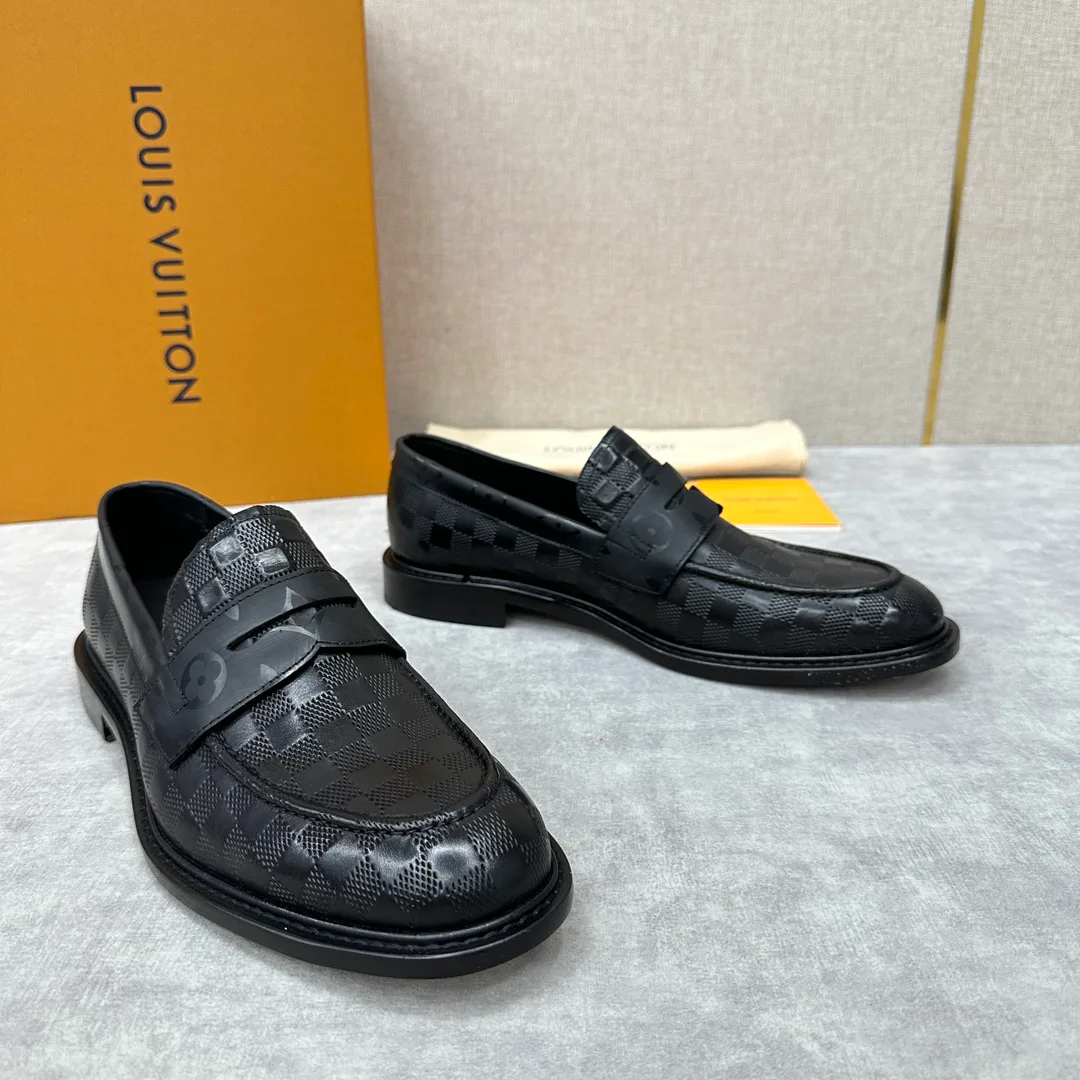 Men's Loafers And Dress Shoes LOUIS VUITTON 18193992