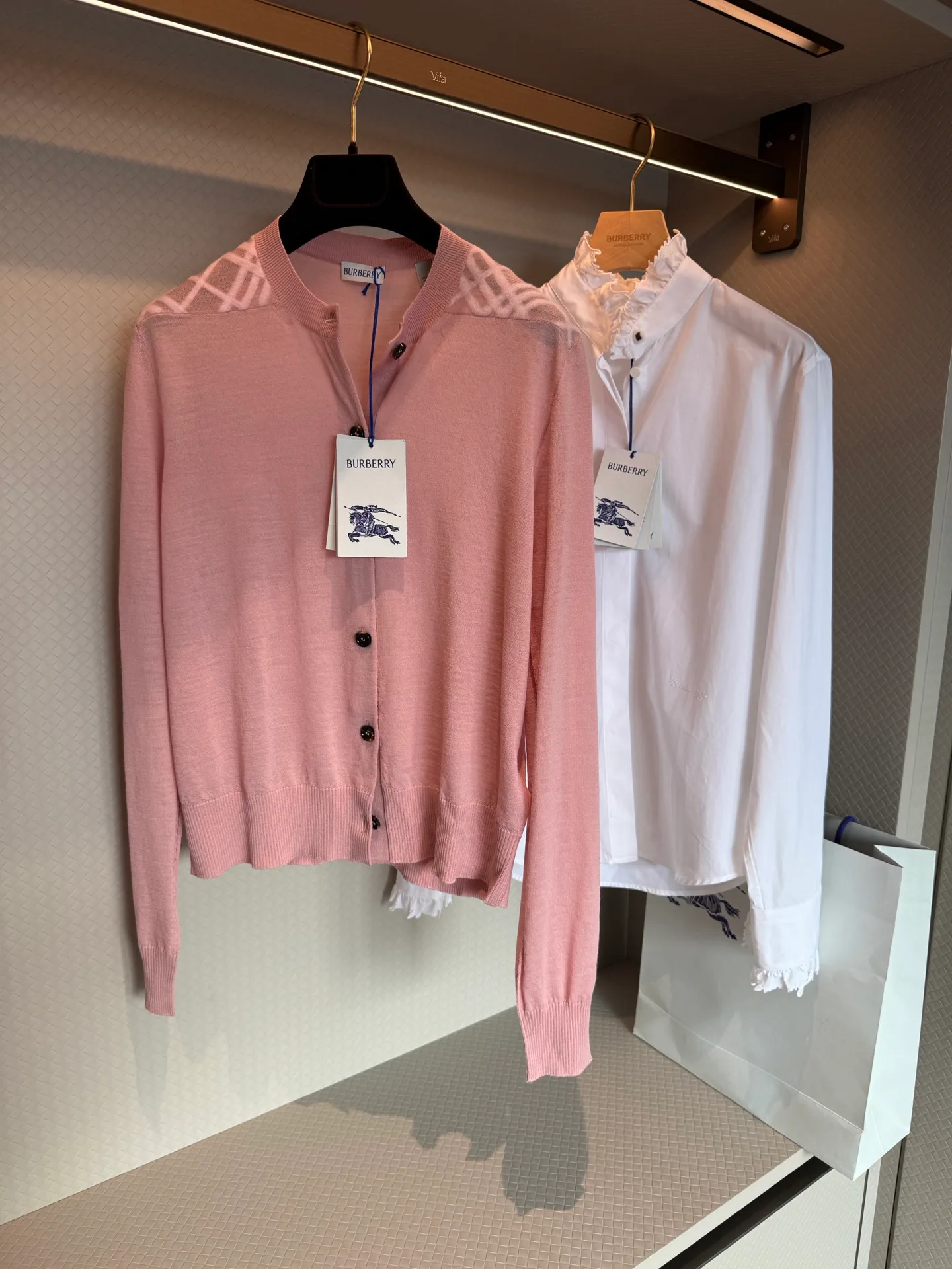 Women's Jumpers And Sweaters BURBERRY 18391868