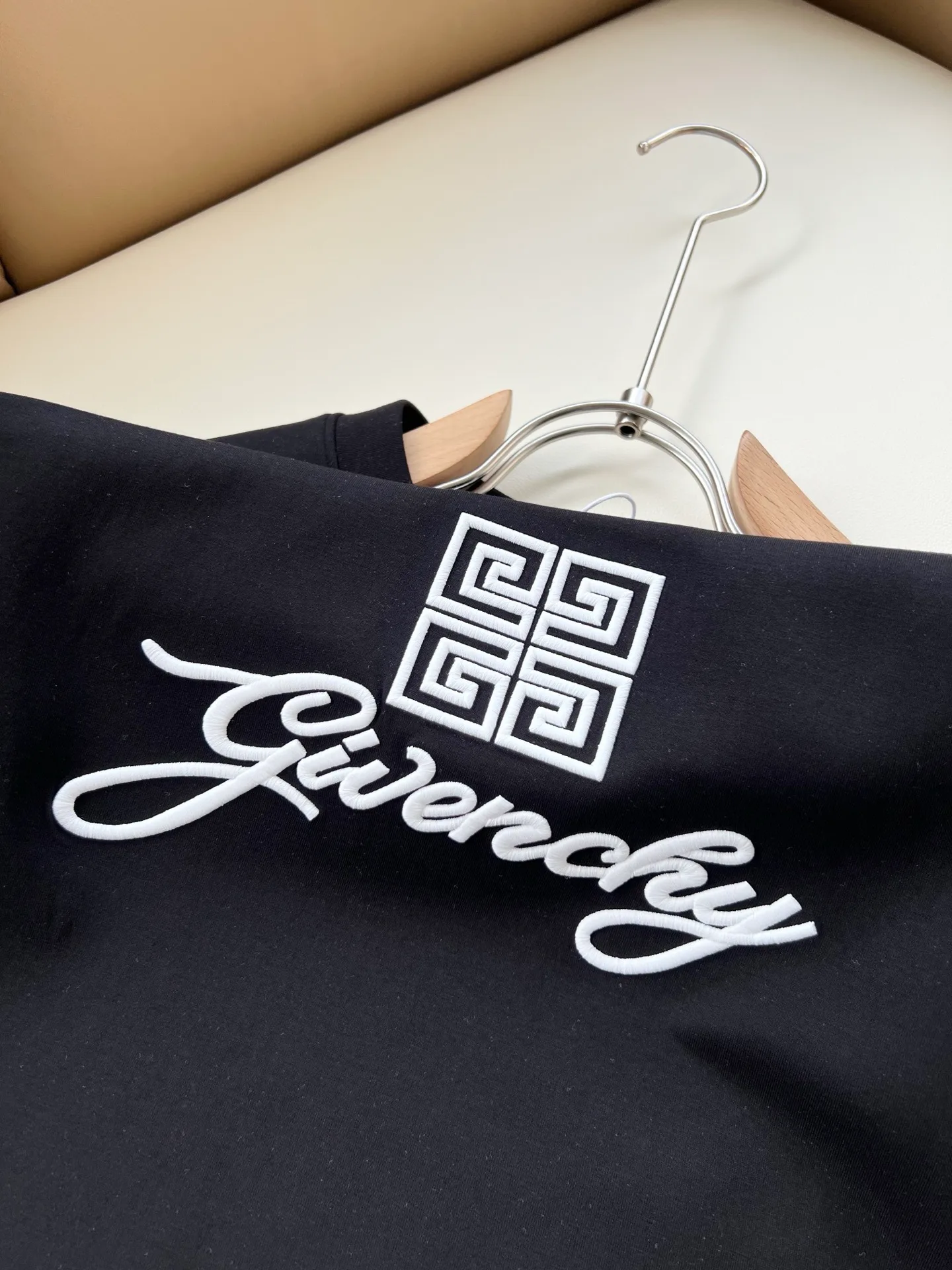 Men's T-Shirts GIVENCHY 18495612