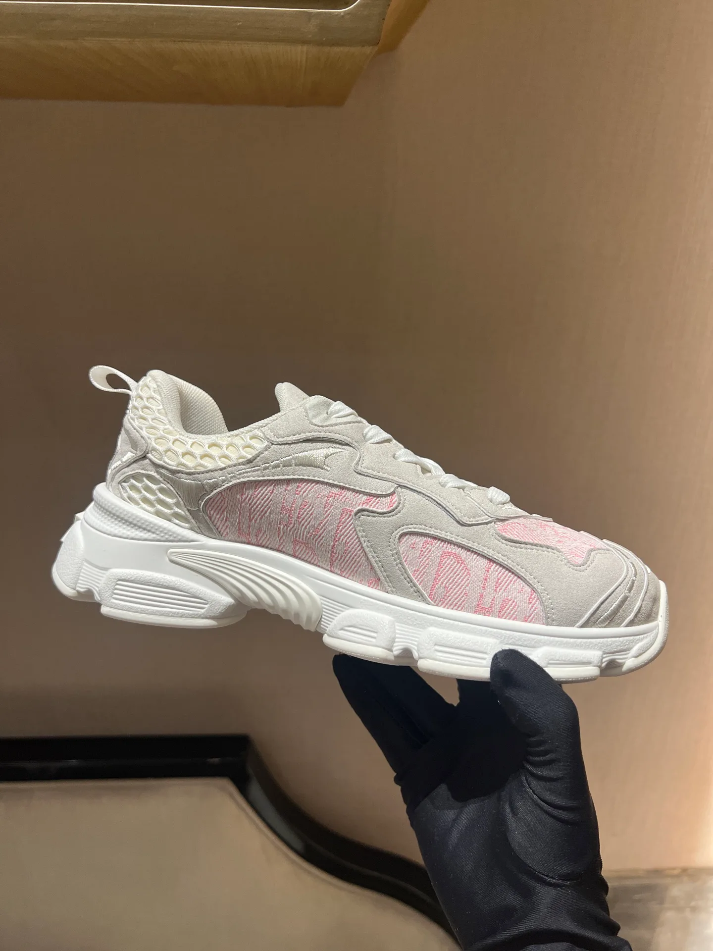 Women's Sneakers CHRISTIAN DIOR 18020282