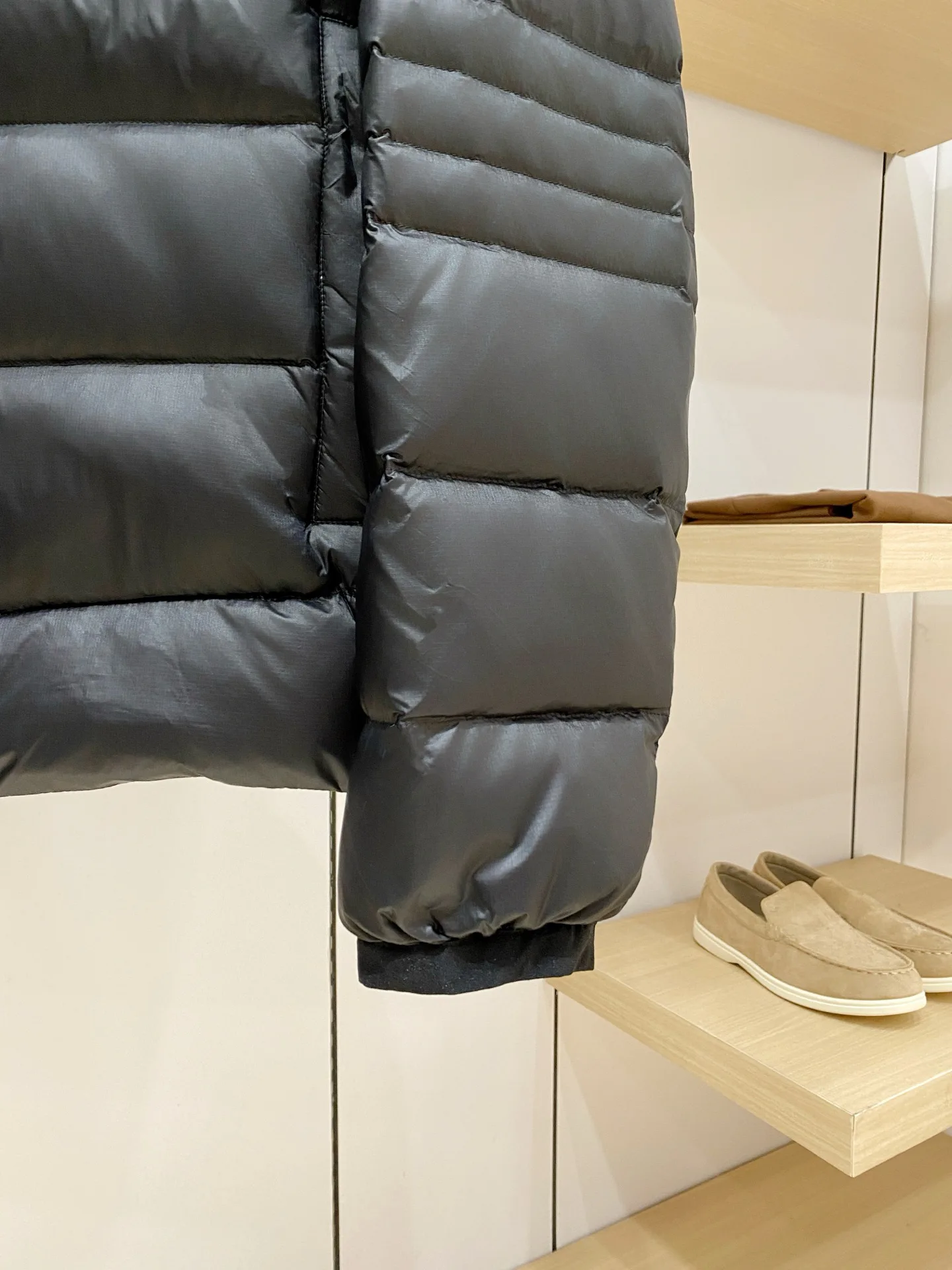 Куртки И Пуховики Мужские Canada Goose 18584902
