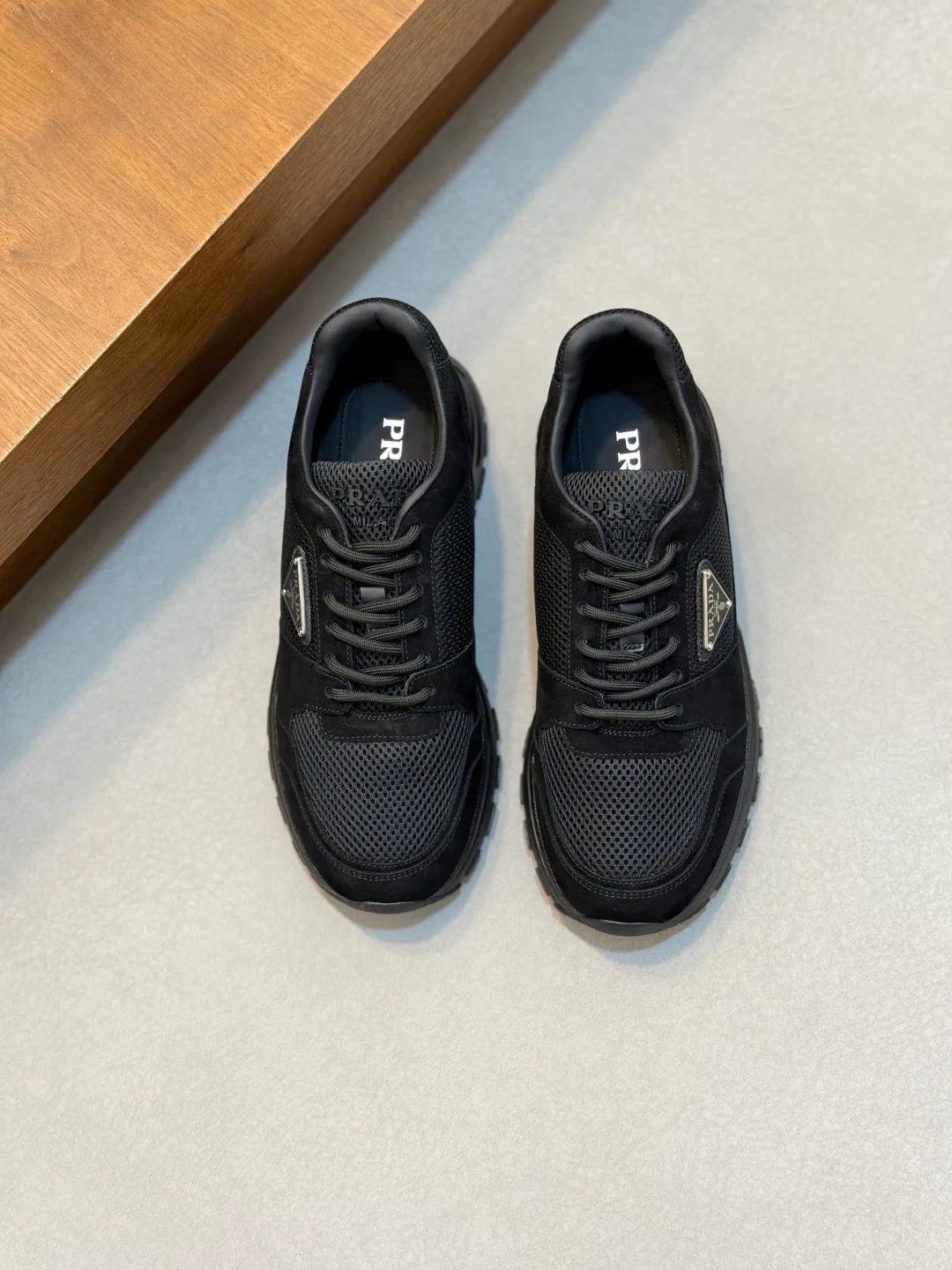 Men's Sneakers PRADA 17809341