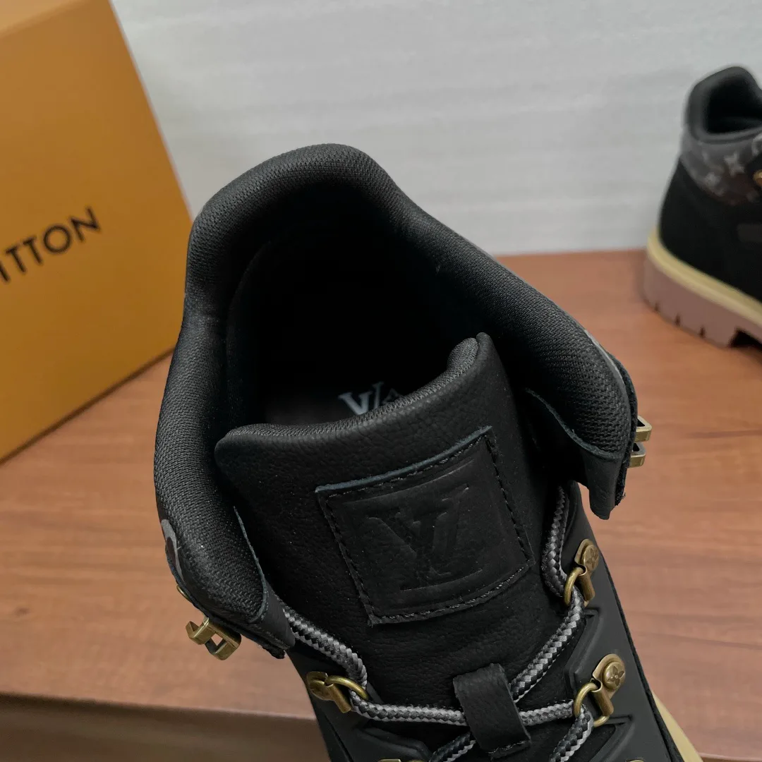 Ботинки Мужские Louis Vuitton 18626513