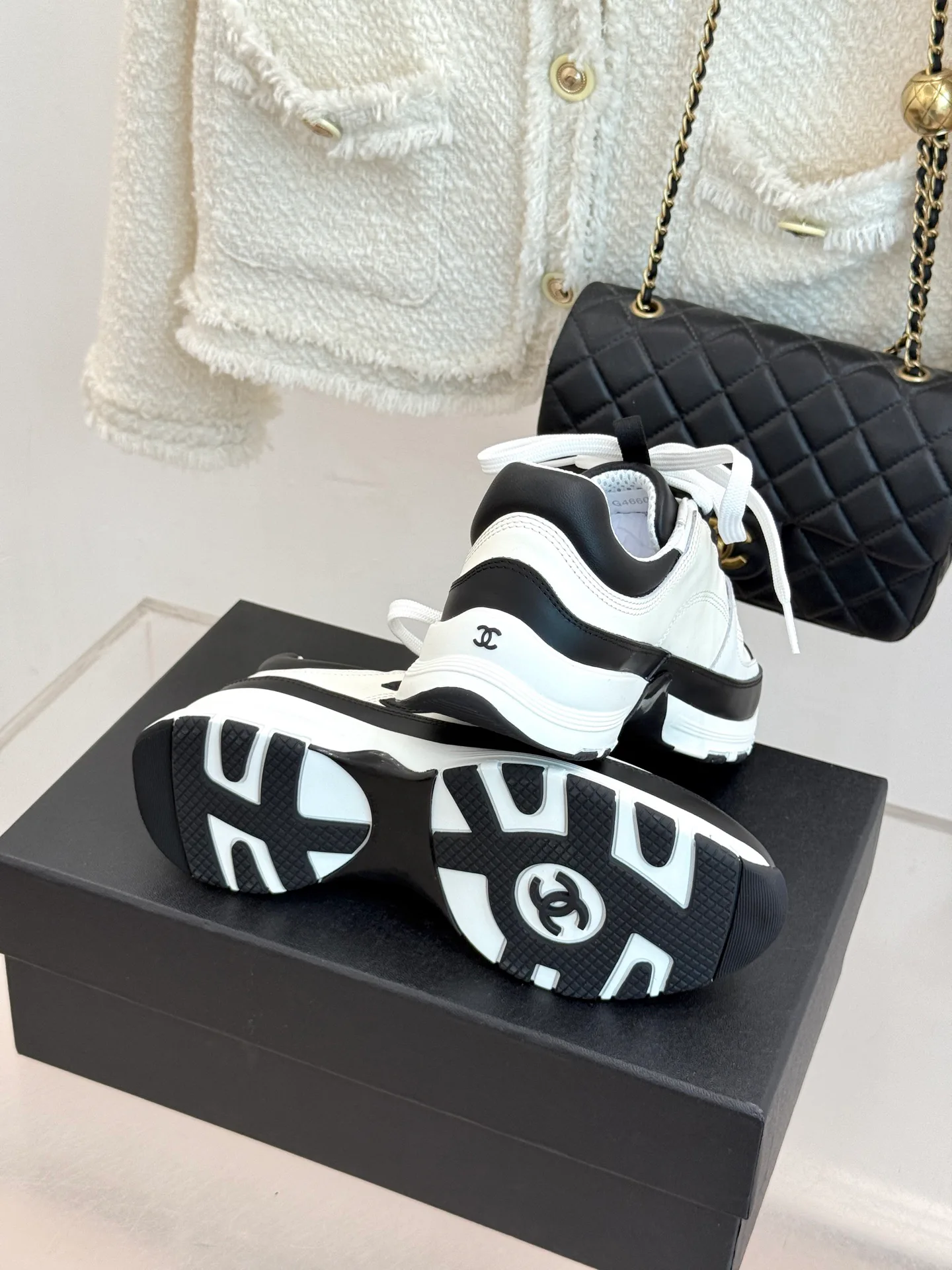 Women's Sneakers CHANEL 17856168