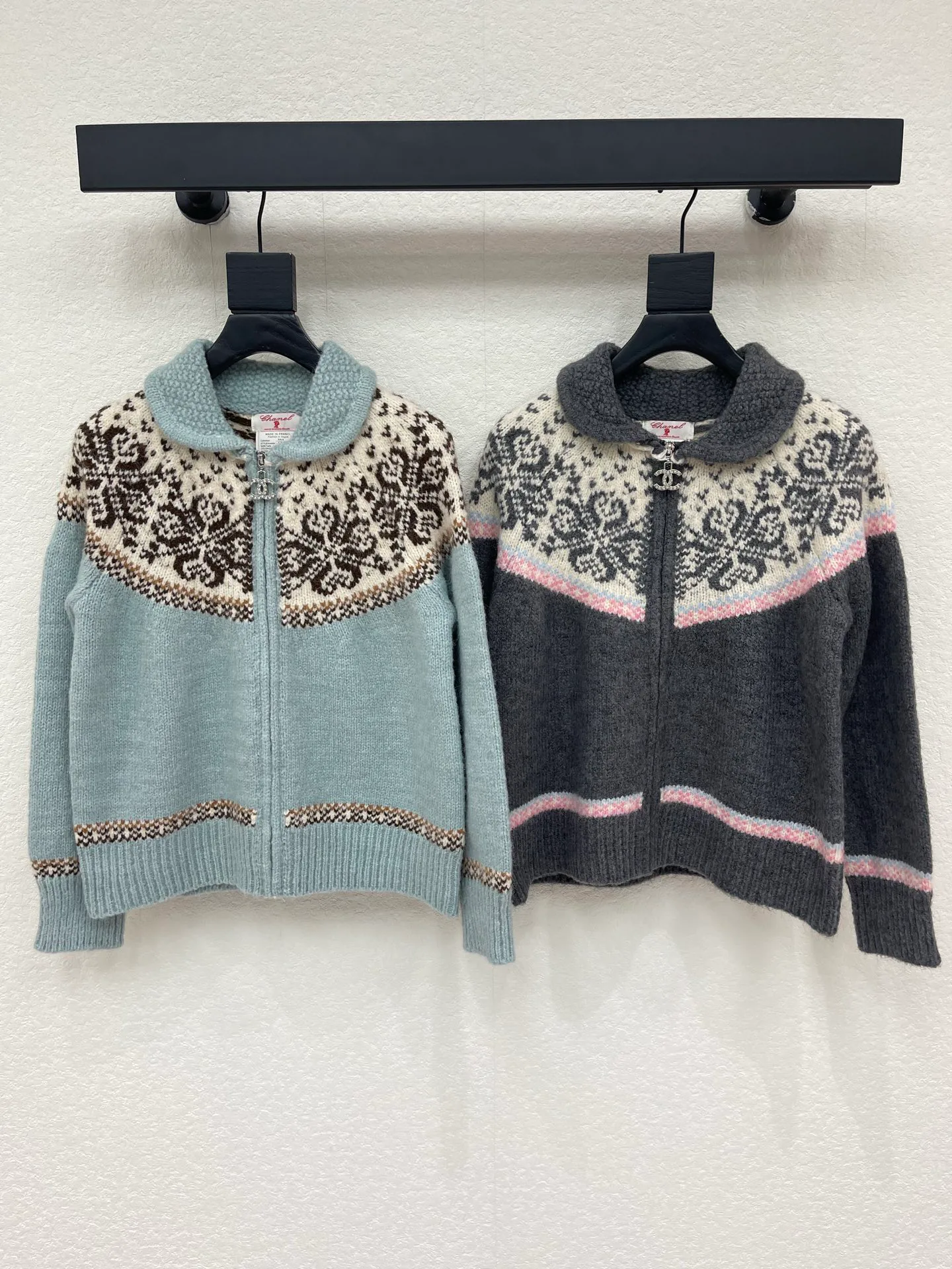 Women's Jumpers And Sweaters CHANEL 18031047