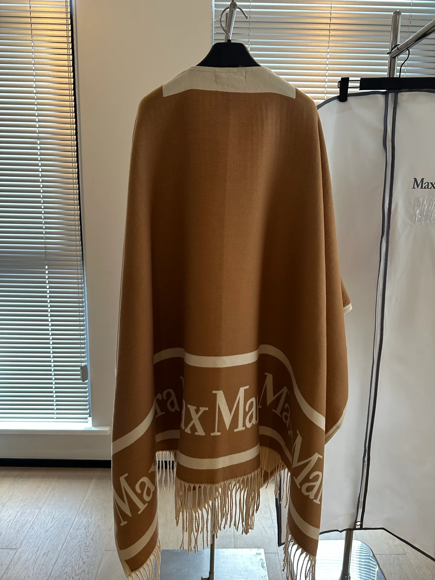 Women's Coats MAX MARA 17998687