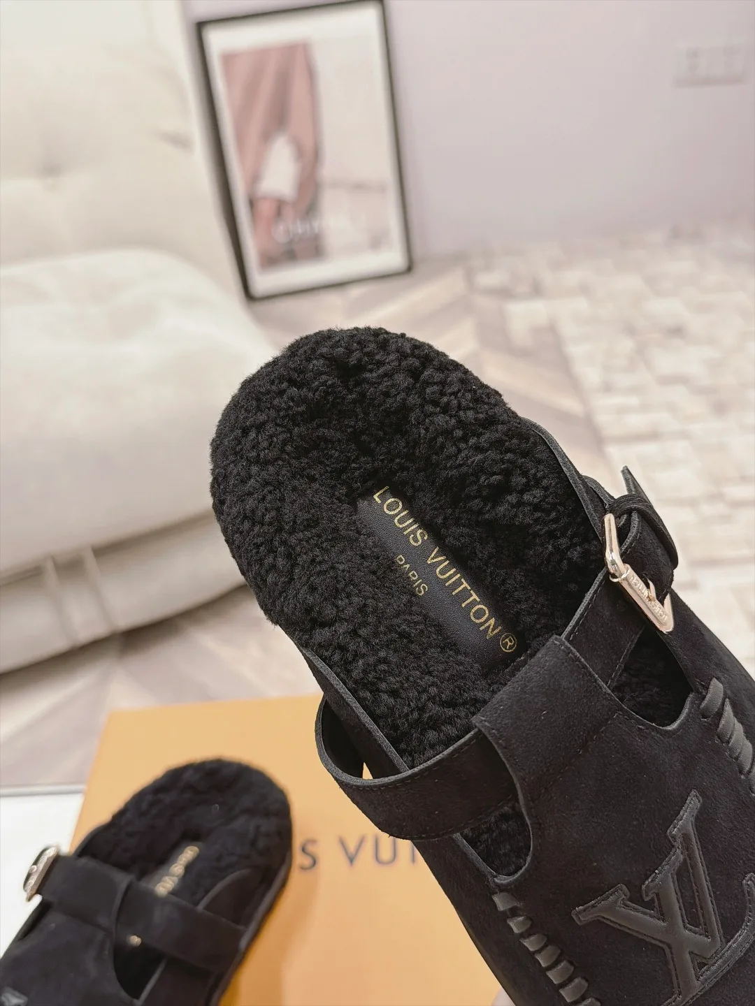 Women's Mules And Clogs LOUIS VUITTON 18366820