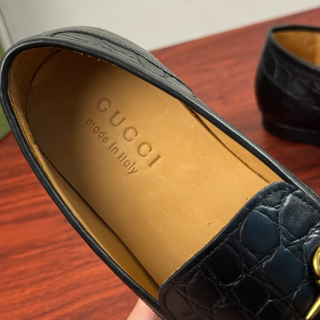 Men's Loafers And Dress Shoes GUCCI 18230801