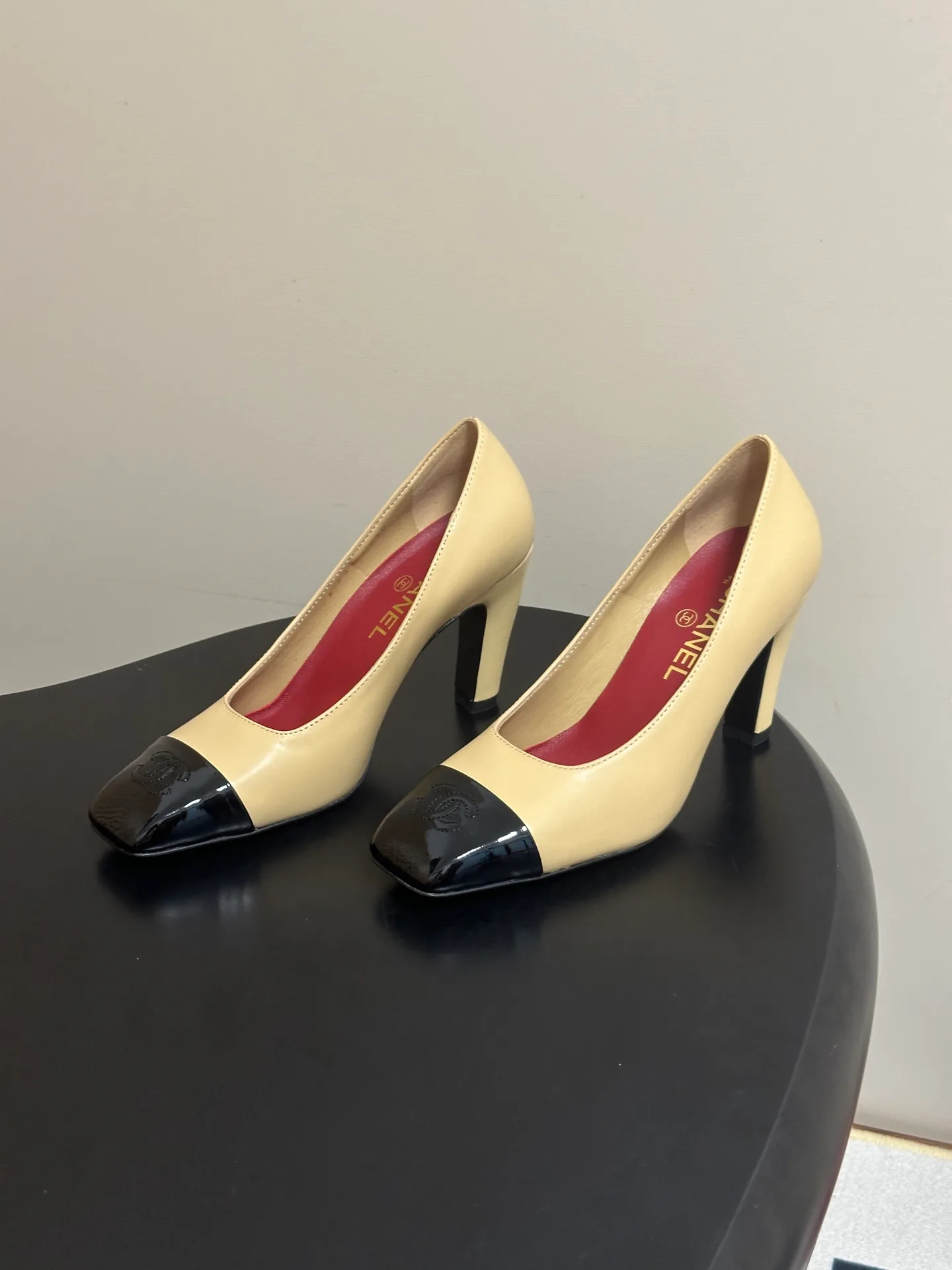 Women's Heels CHANEL 18049720
