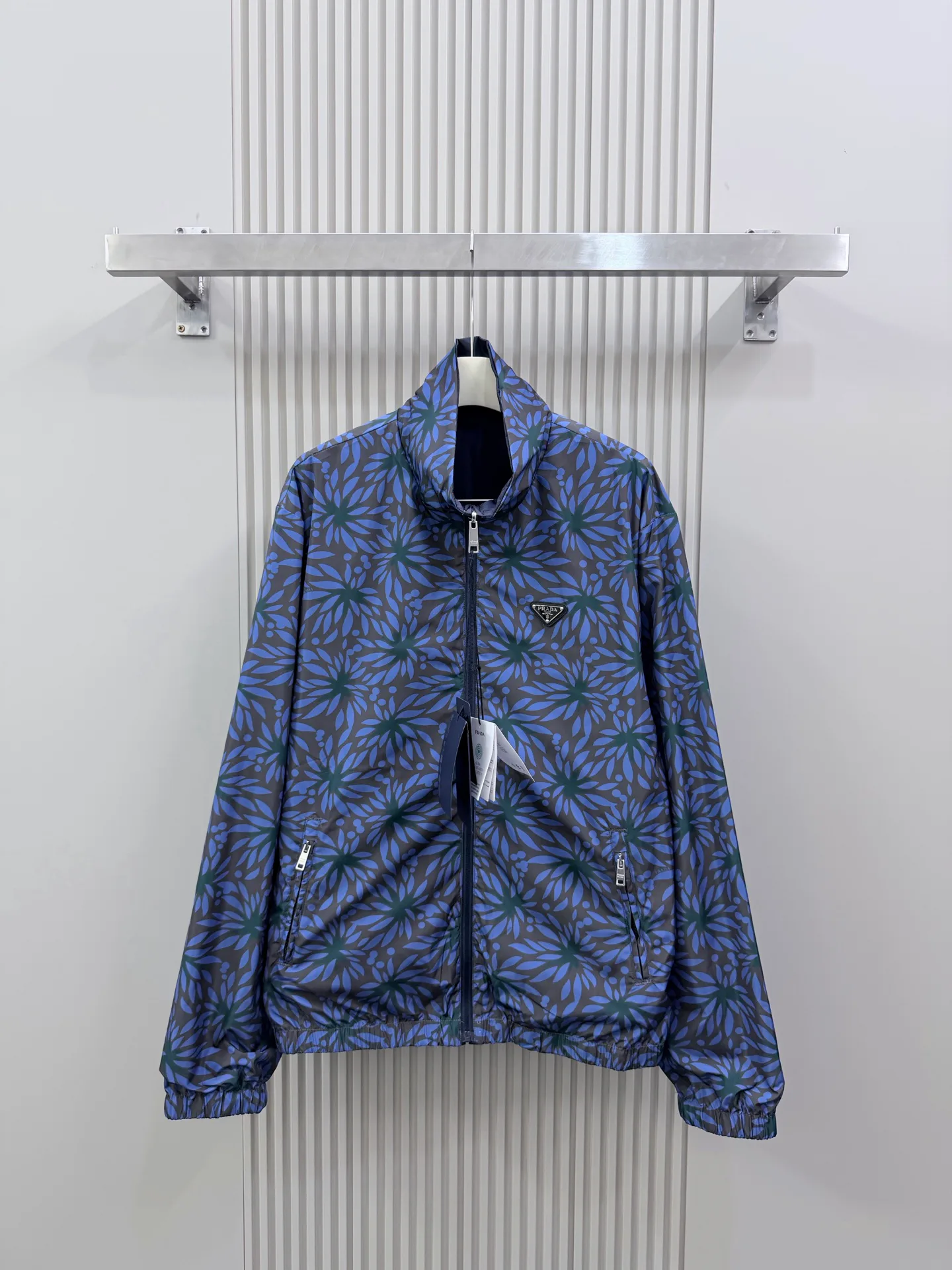 Men's Jackets And Down Jackets PRADA 18074061