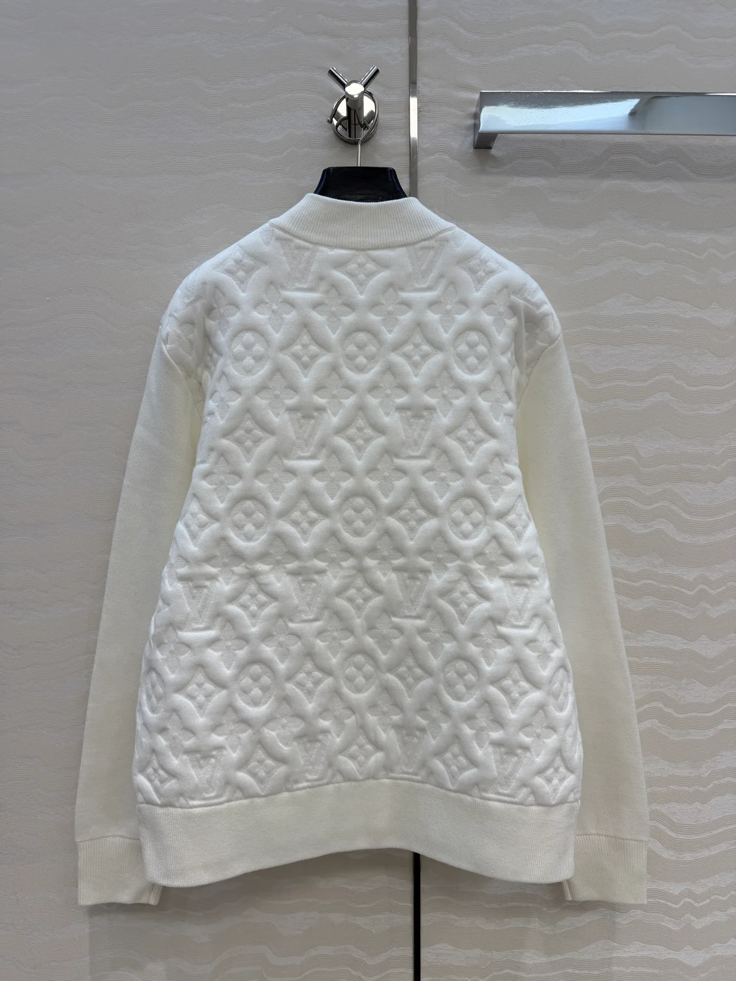 Women's Jackets And Down Jackets LOUIS VUITTON 18439433