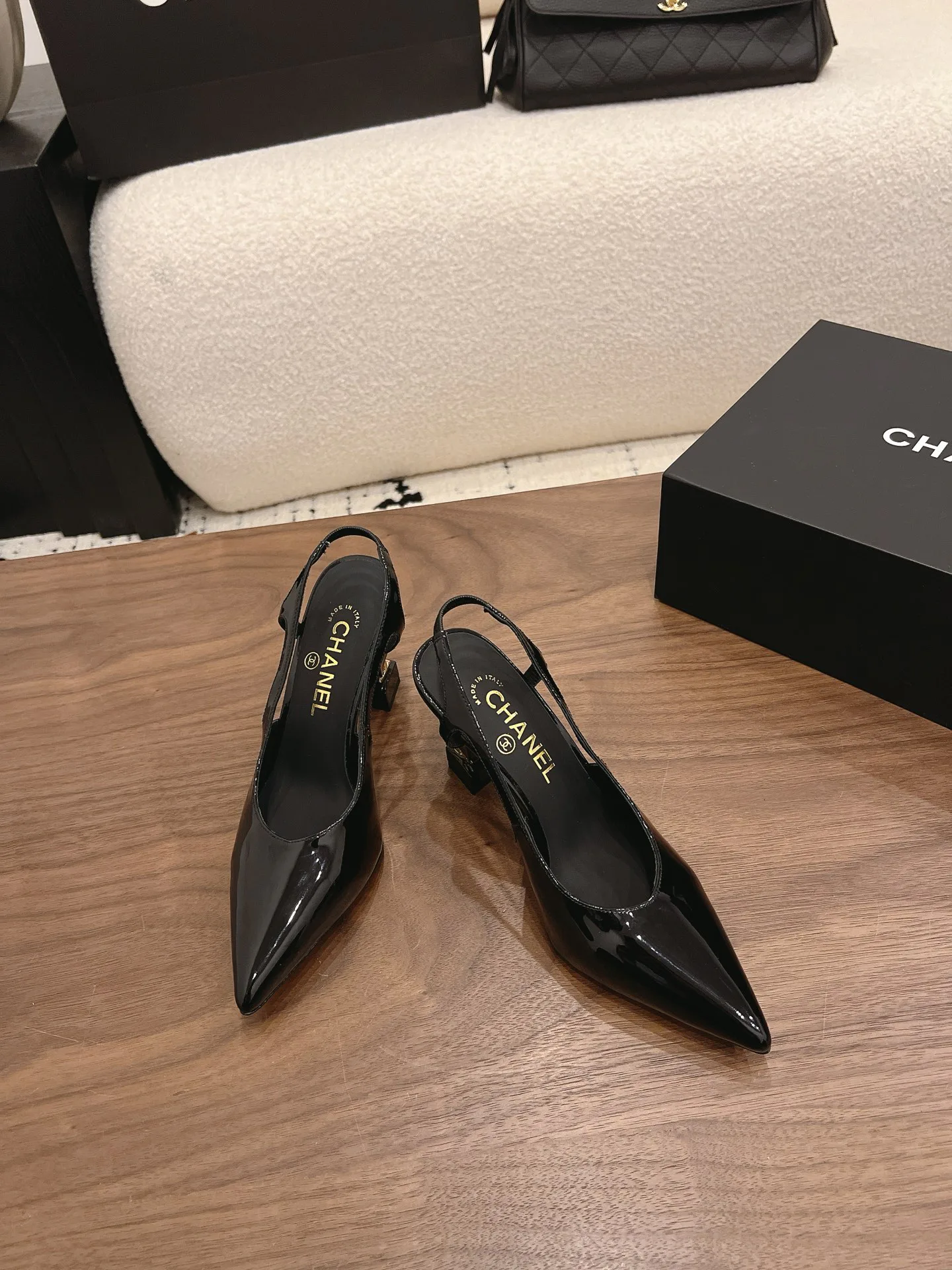 Women's Heels CHANEL 17342737