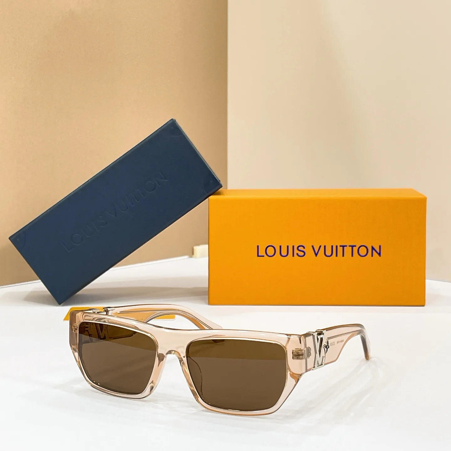 Glasses LOUIS VUITTON 17495878