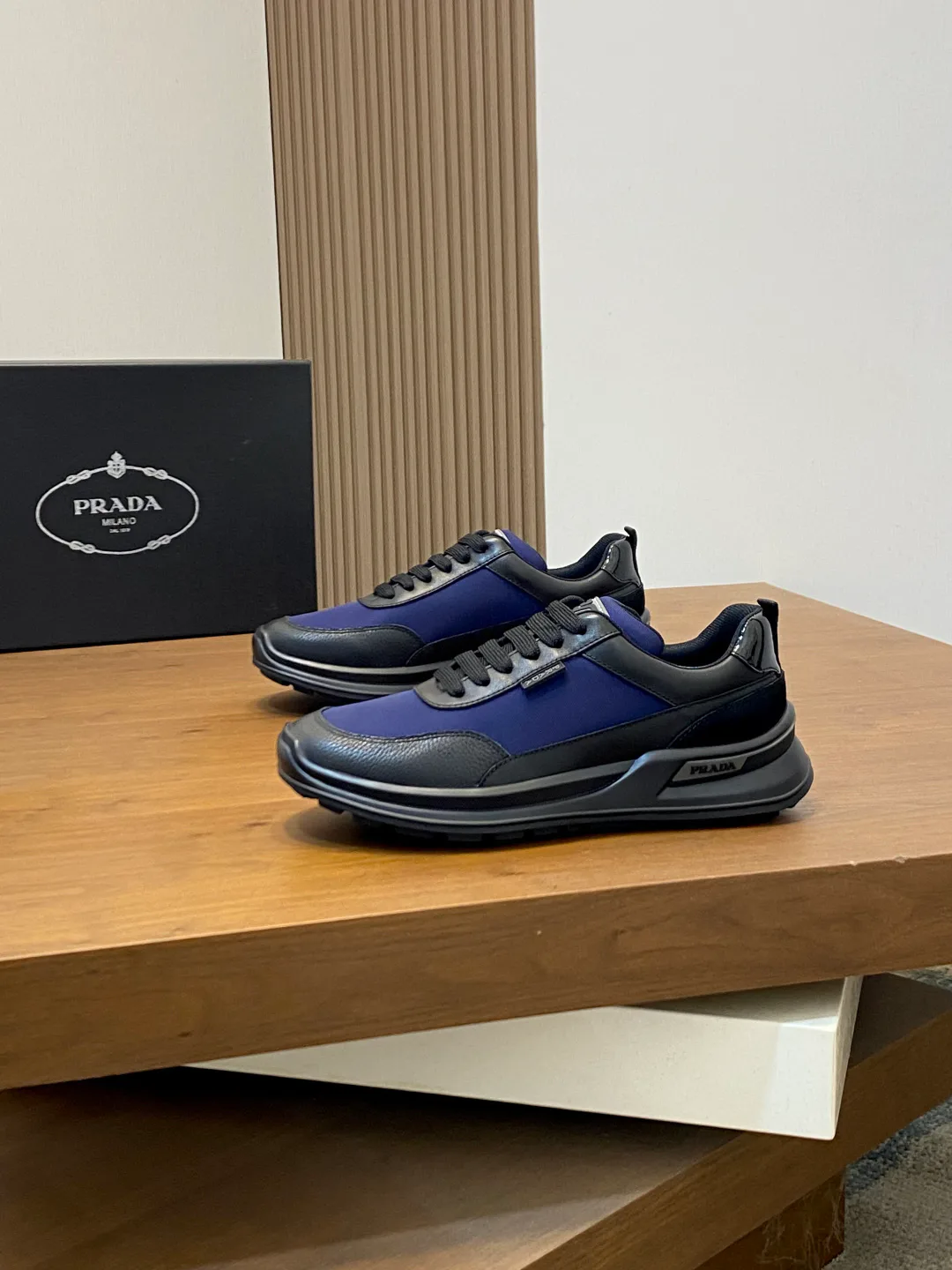 Men's Sneakers PRADA 17809333