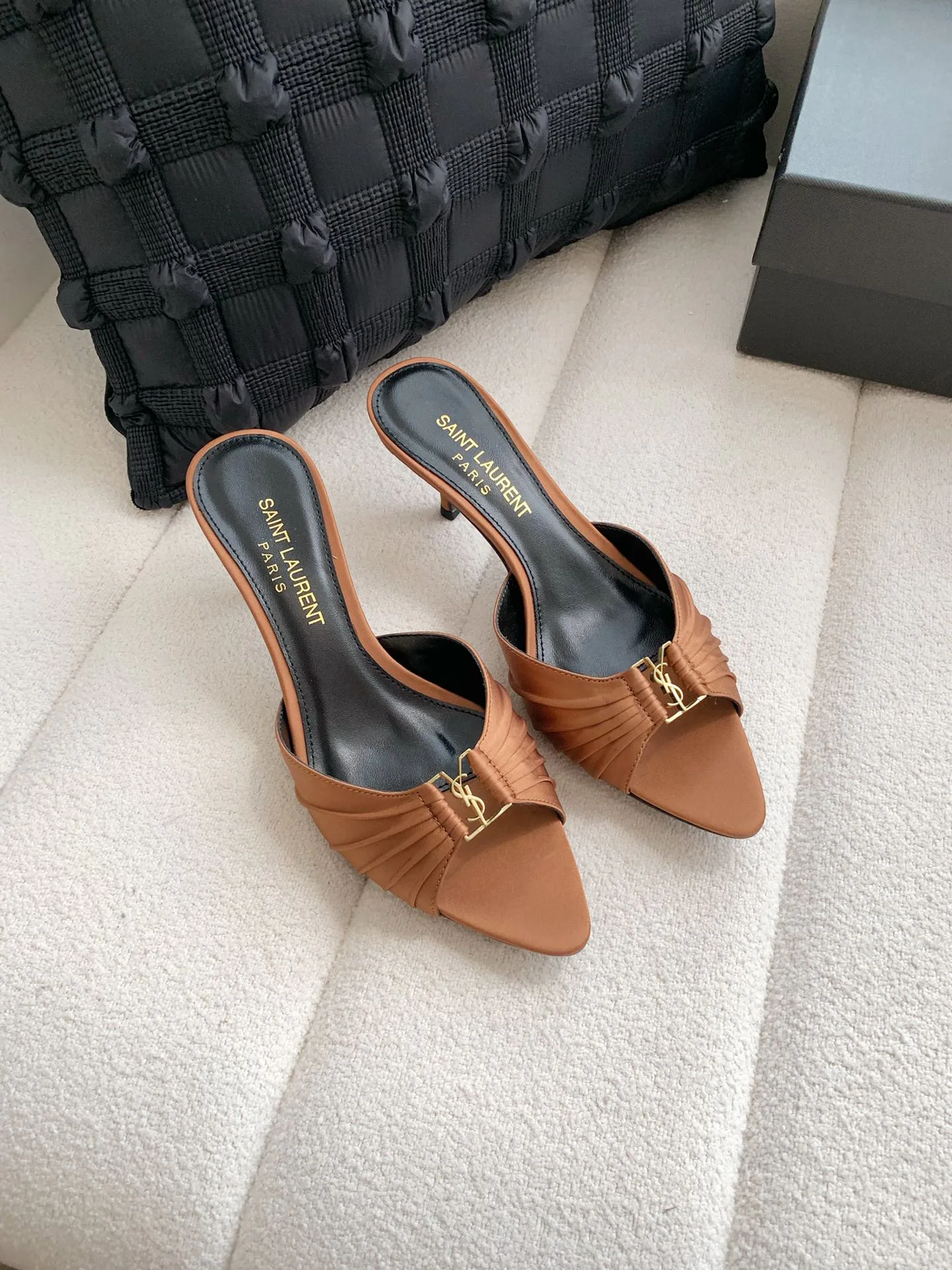 Women's Mules And Clogs SAINT LAURENT 17371743