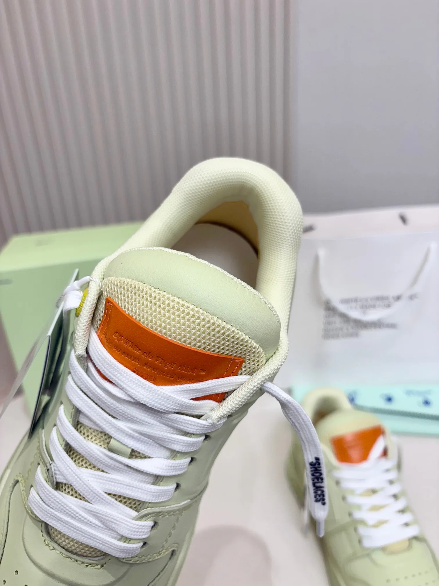 Women's Sneakers OFF-WHITE 18158690