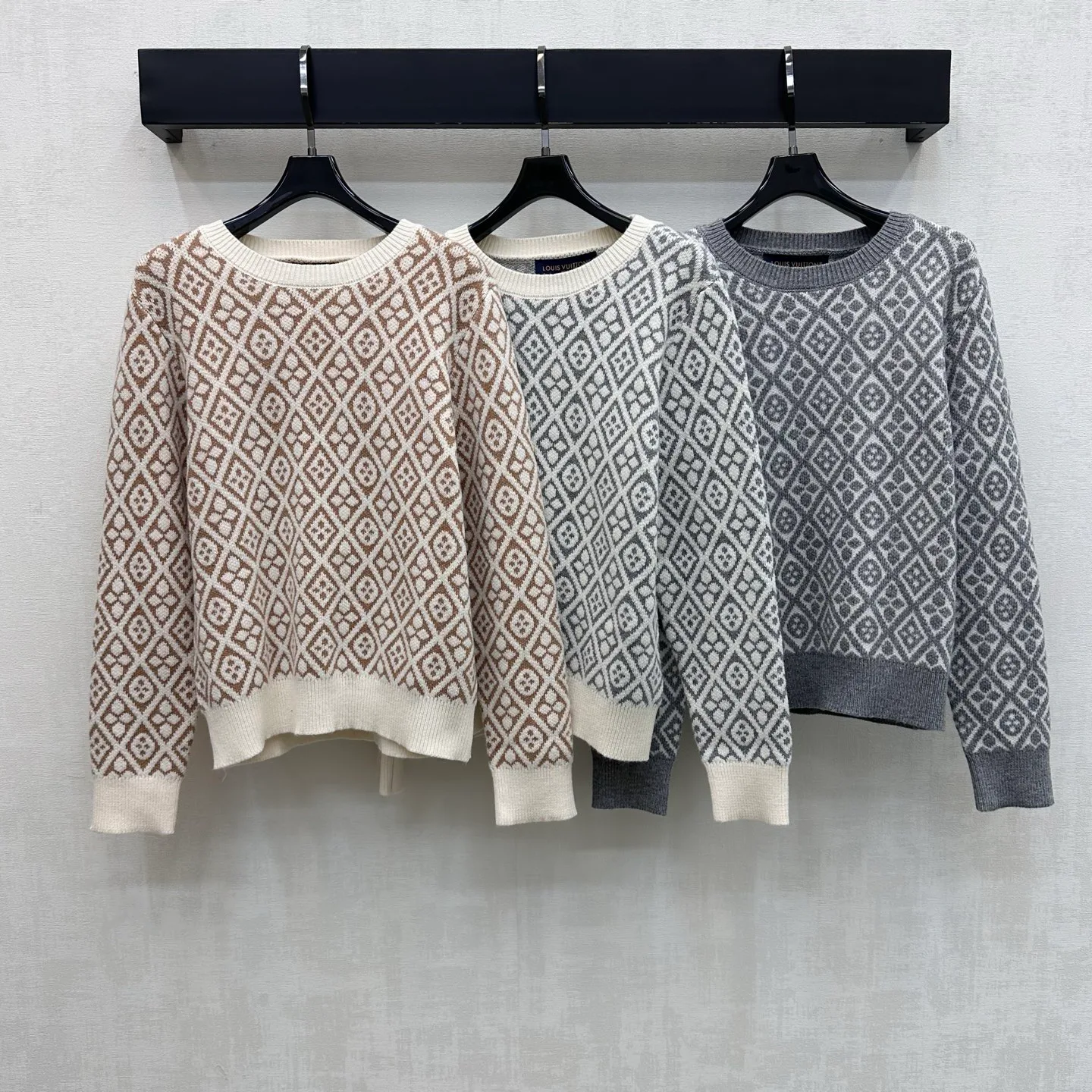 Women's Jumpers And Sweaters LOUIS VUITTON 17361167
